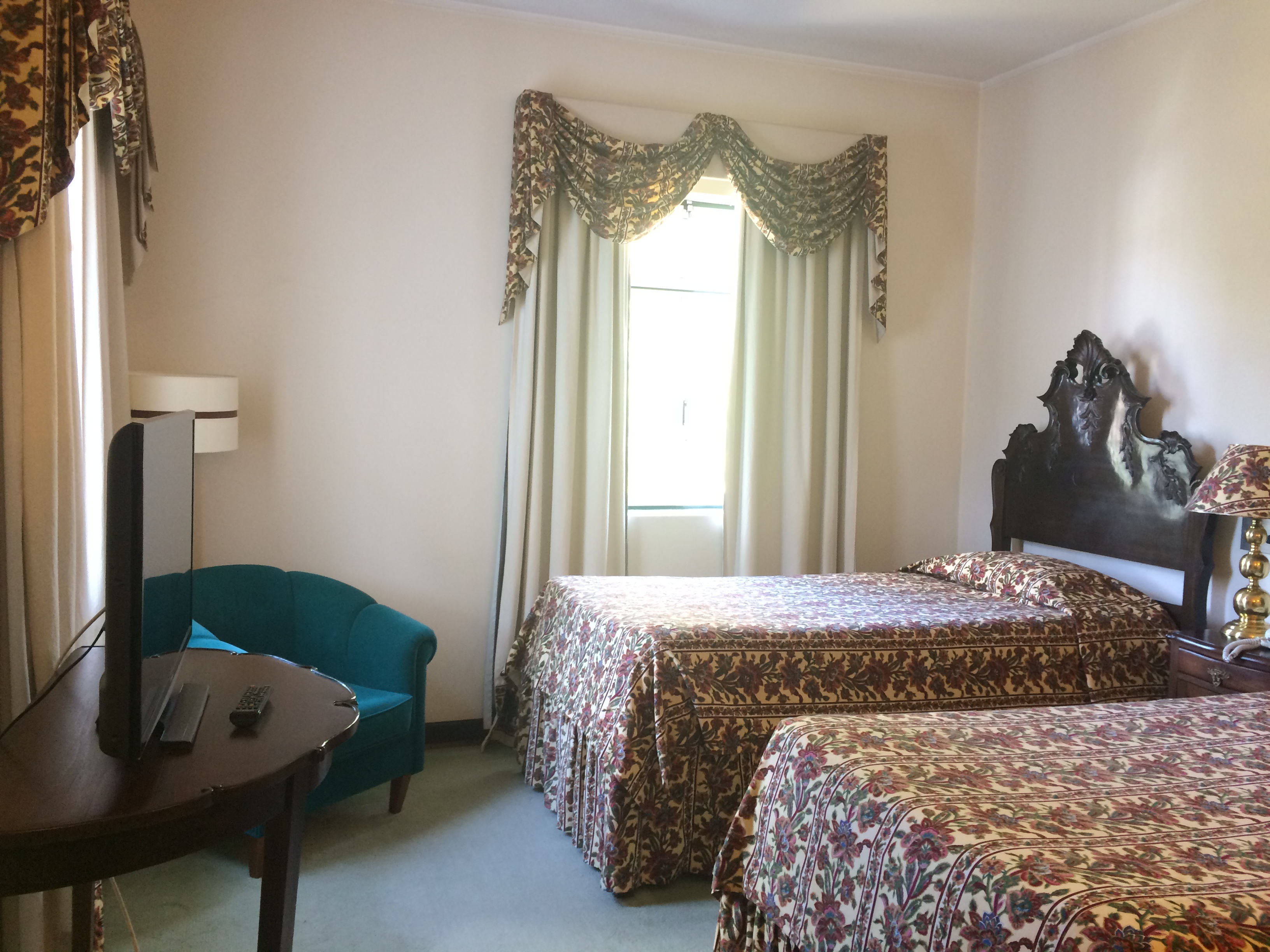 Double or Twin Standard