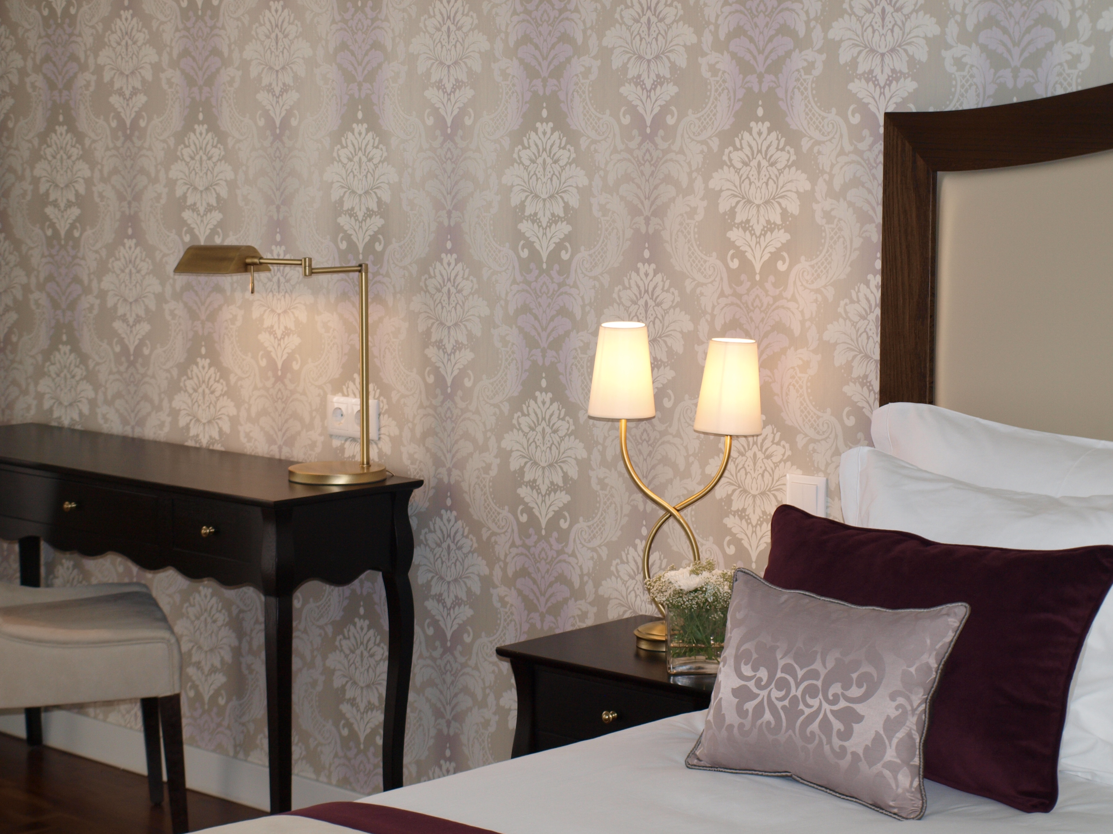 Double or Twin Standard