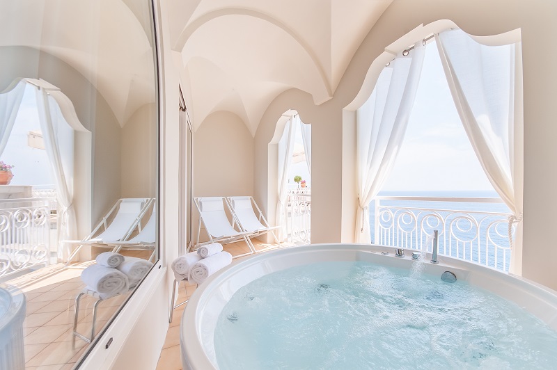 Suite Deluxe with Jacuzzi