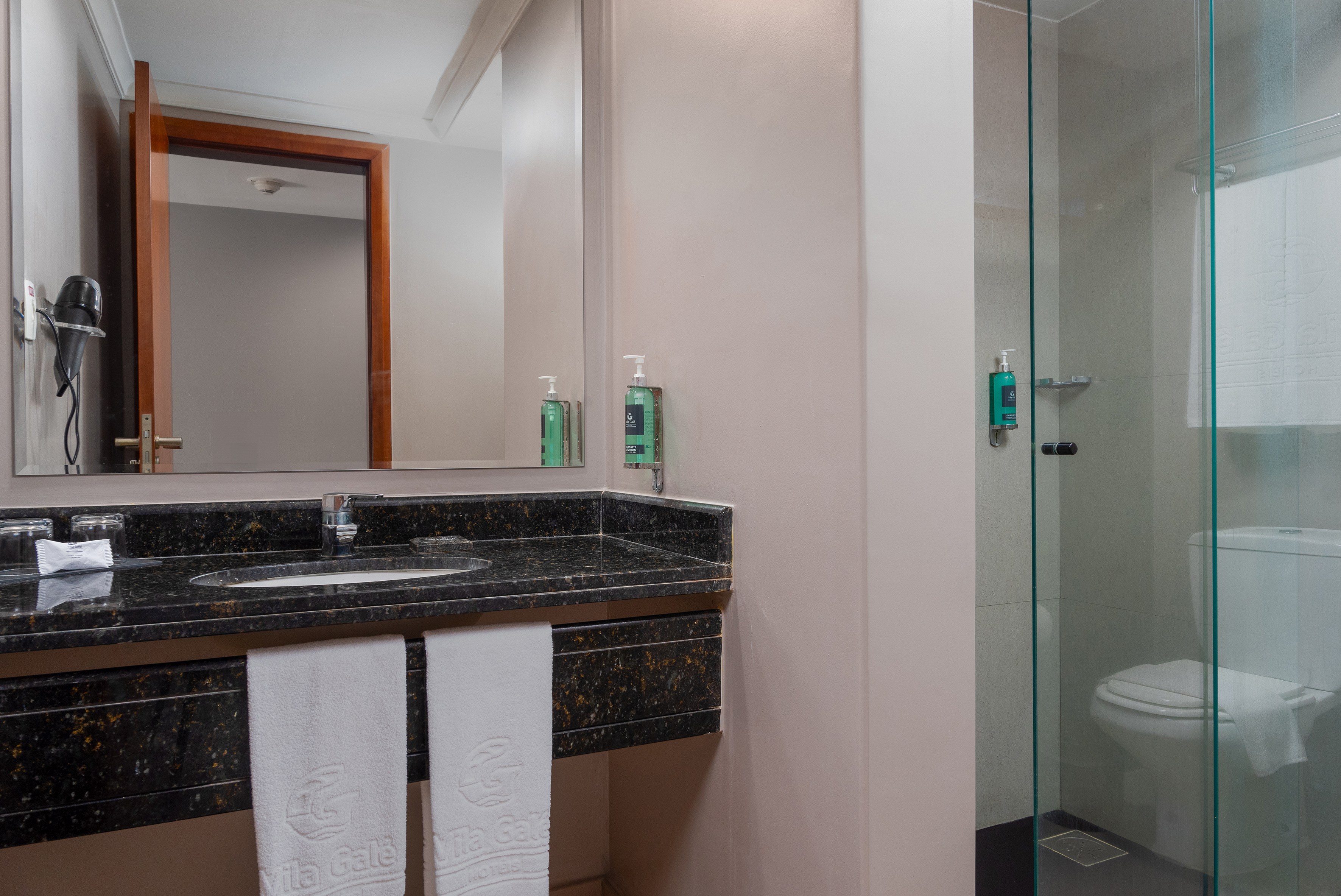 Family Room Capacity 2