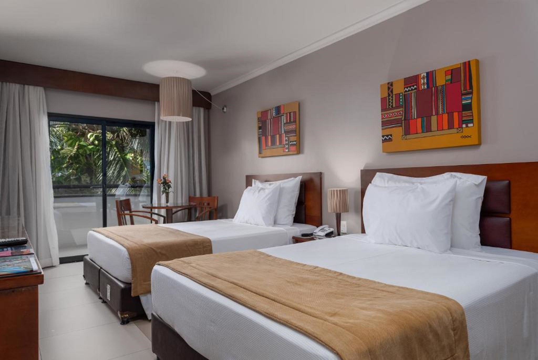 Family Room Capacity 2