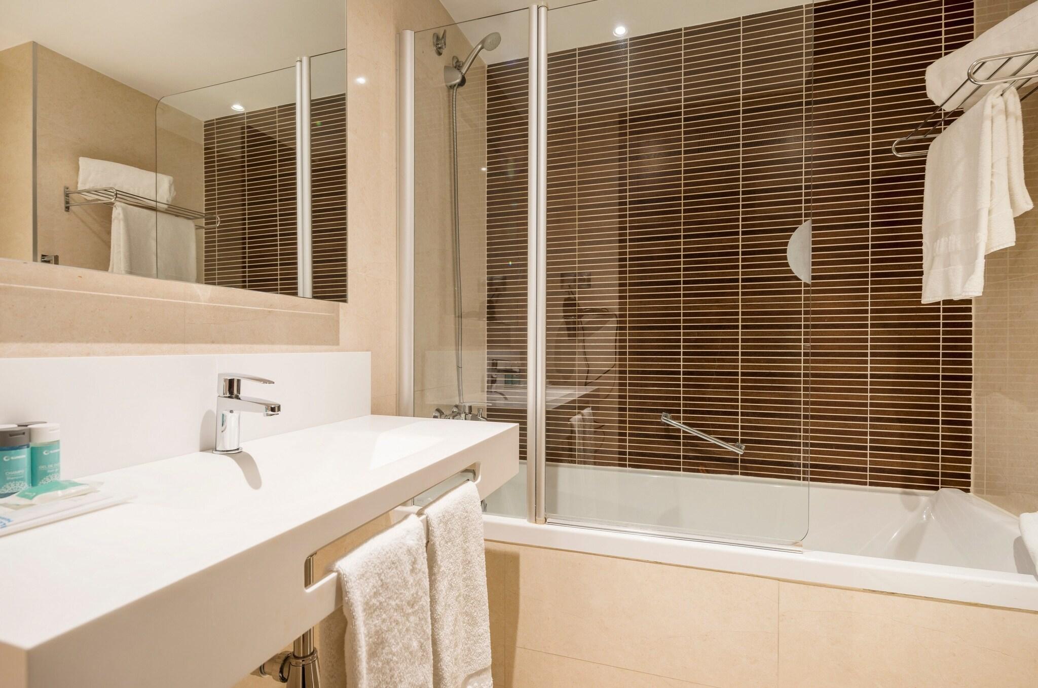 Double Single Business