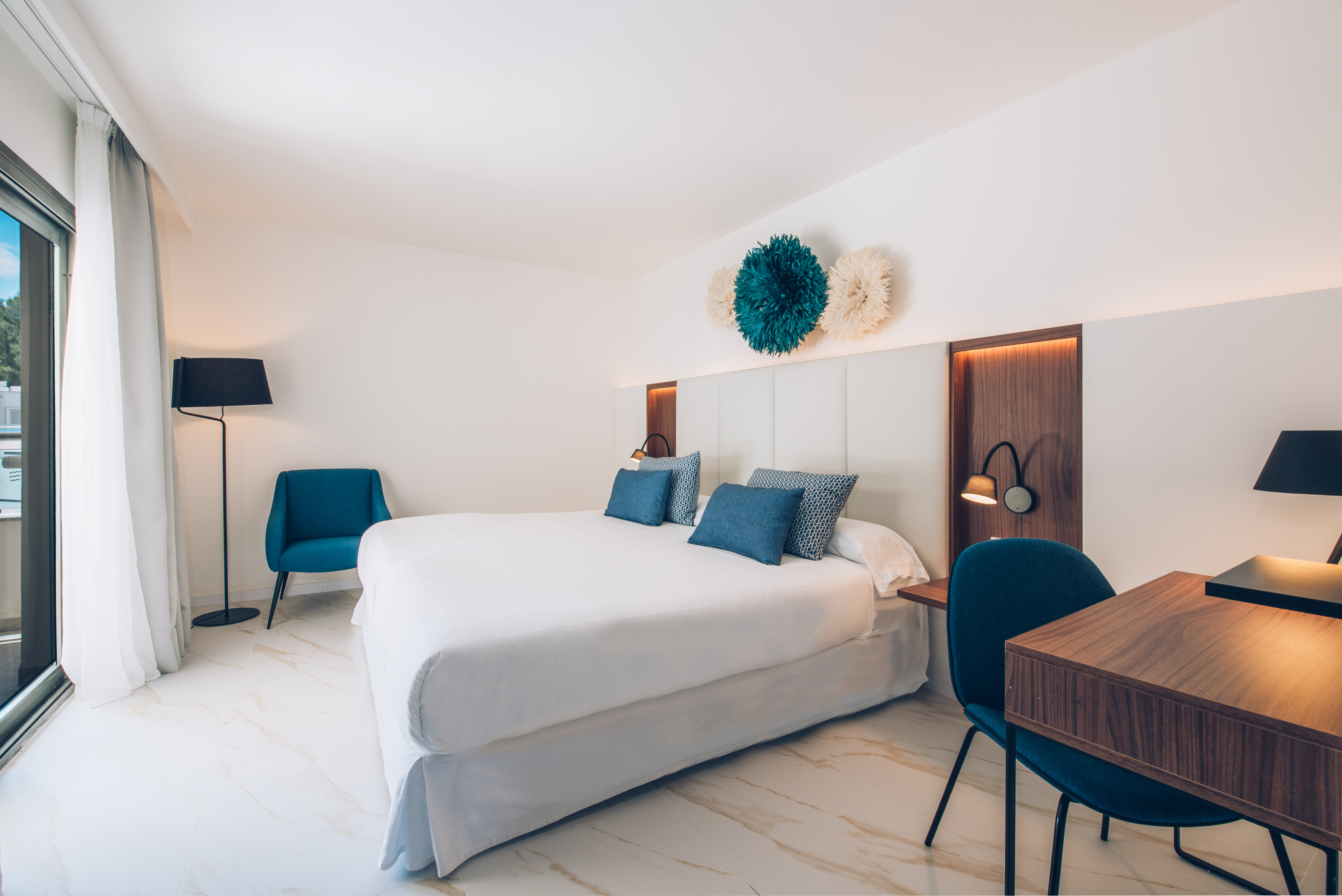 Double Single Superior