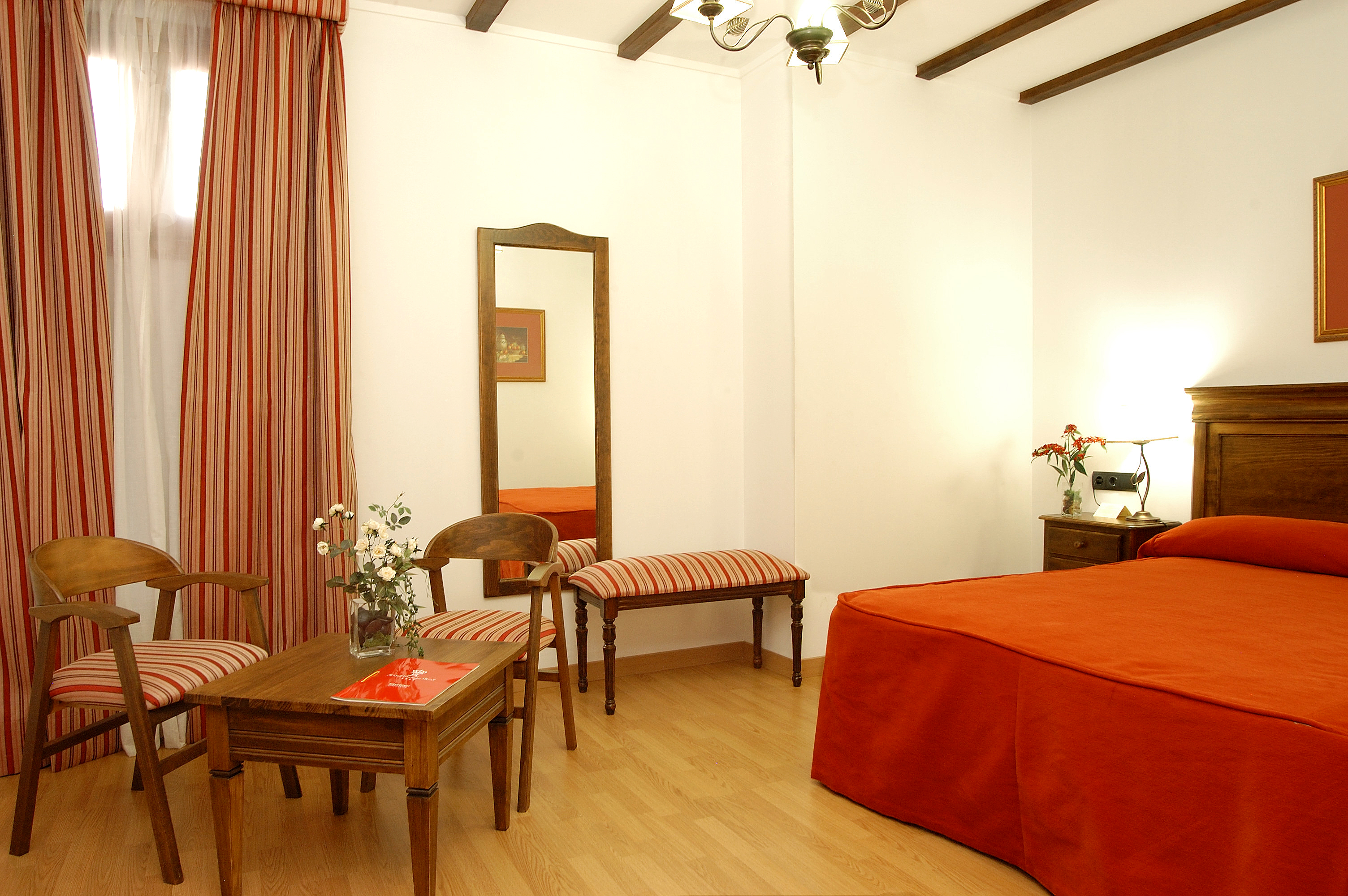 Double or Twin Standard