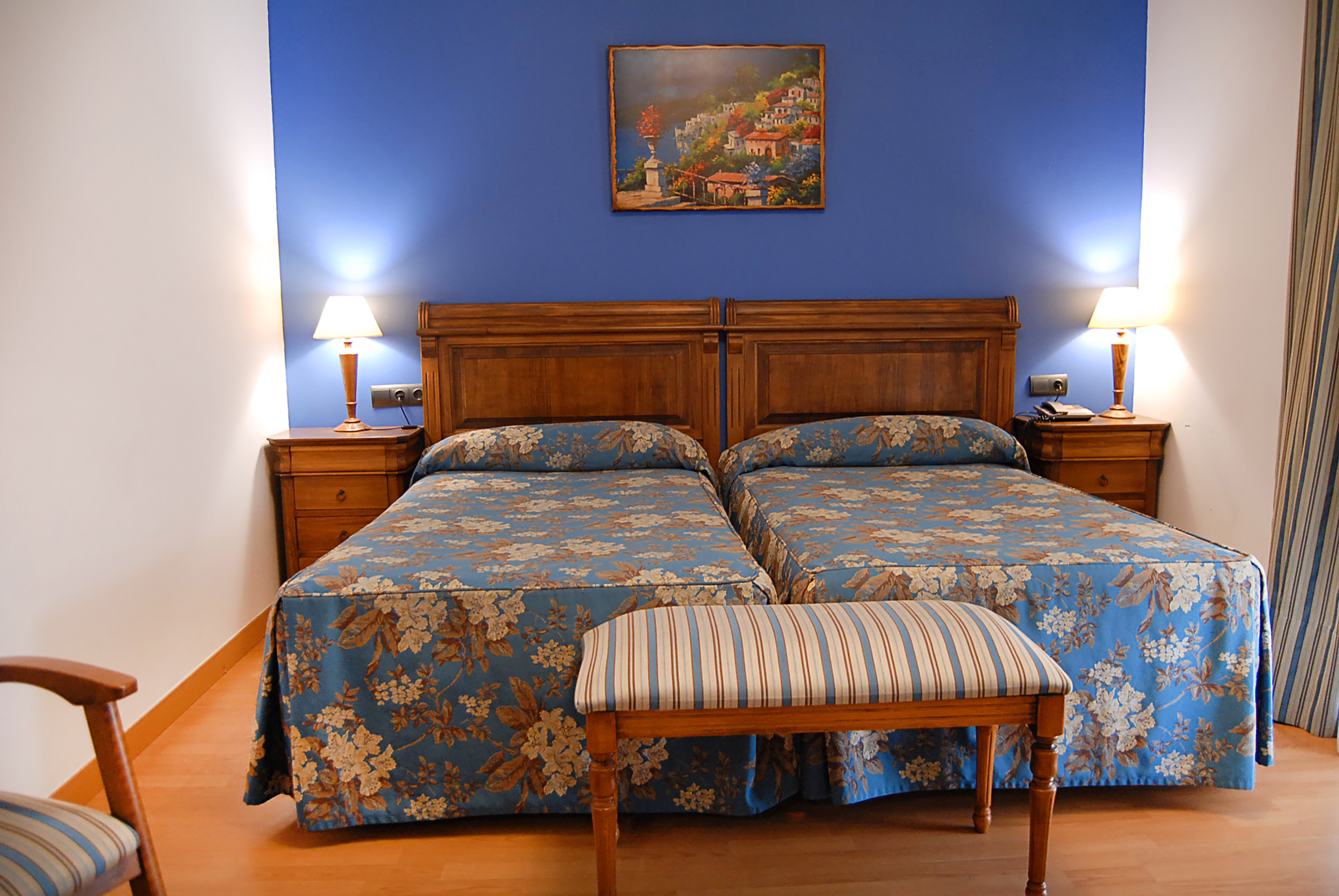 Double or Twin Standard