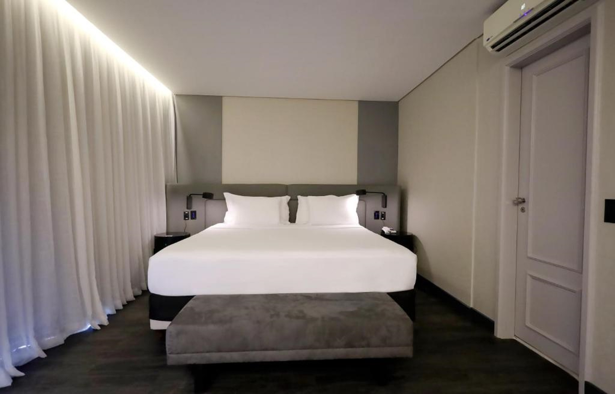 Double King Size Bed