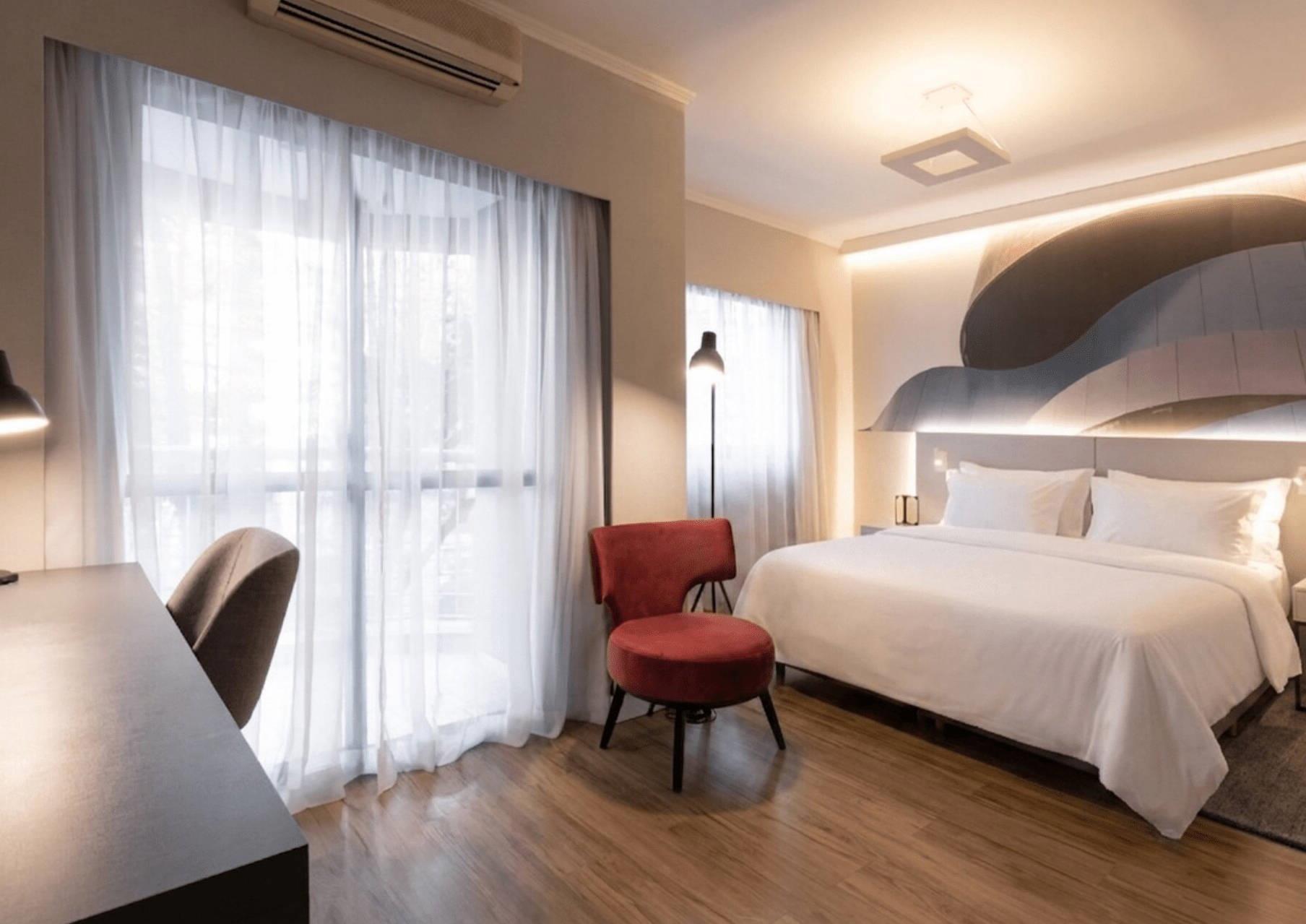 Double Queen Size Bed