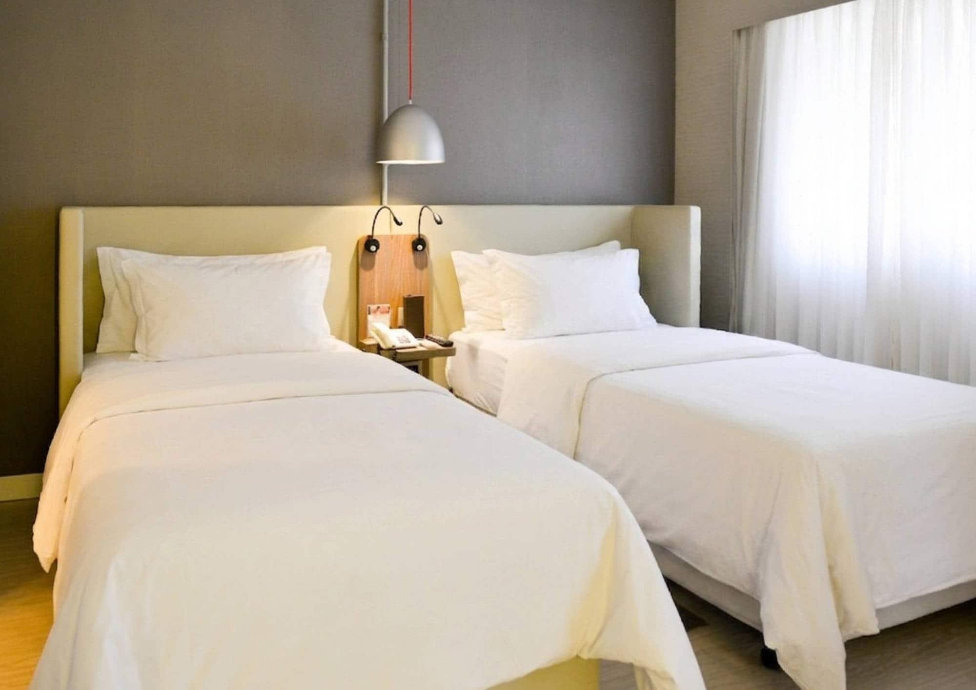 Twin Two Beds