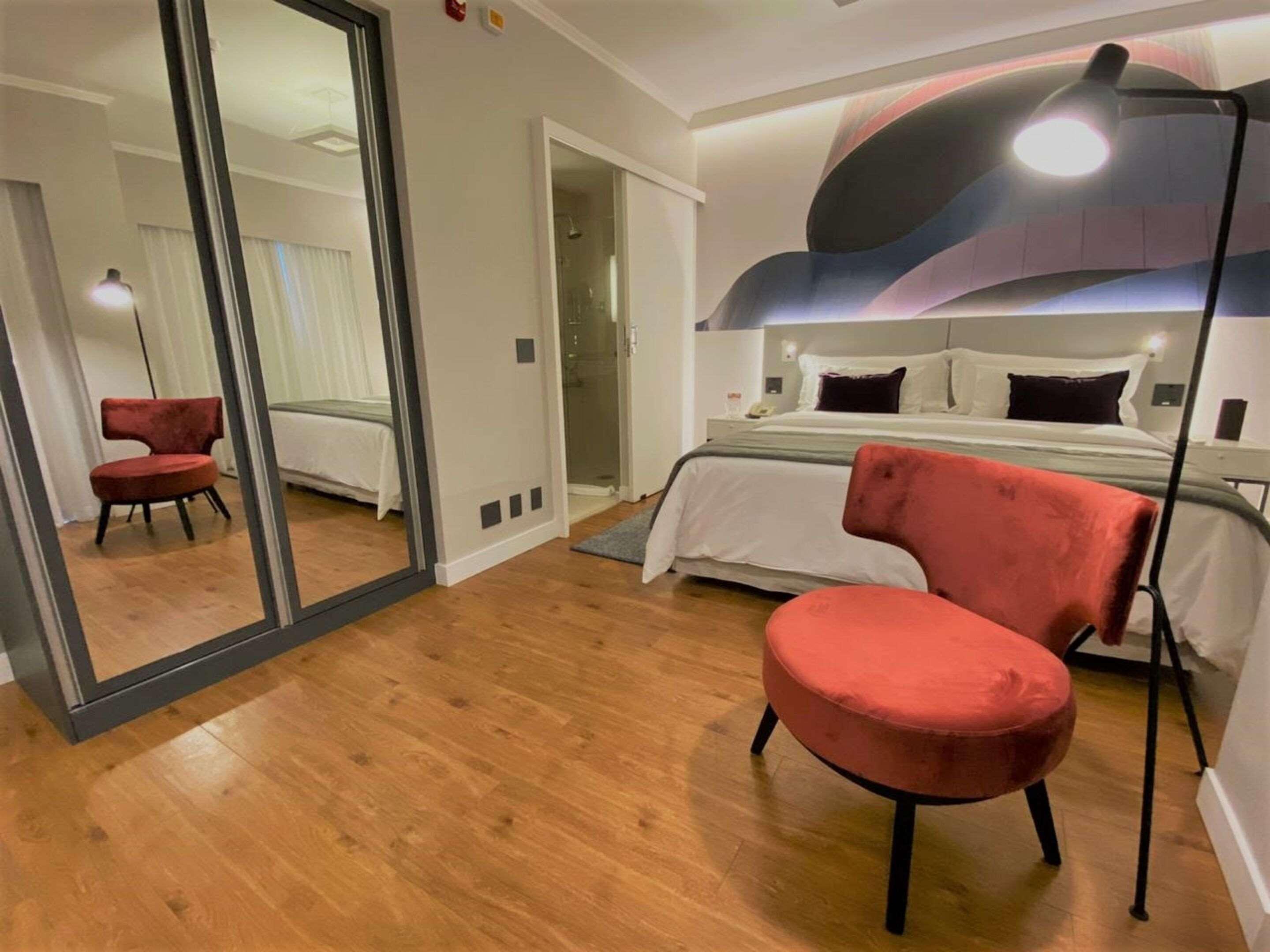 Double Queen Size Bed