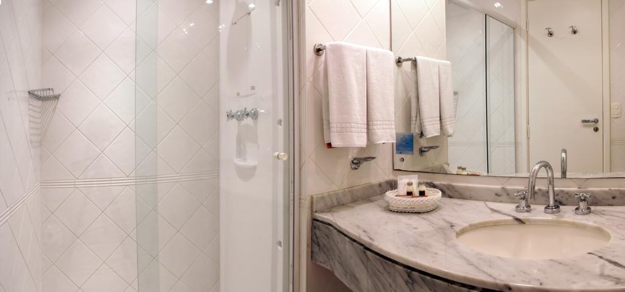 Double or Twin Superior