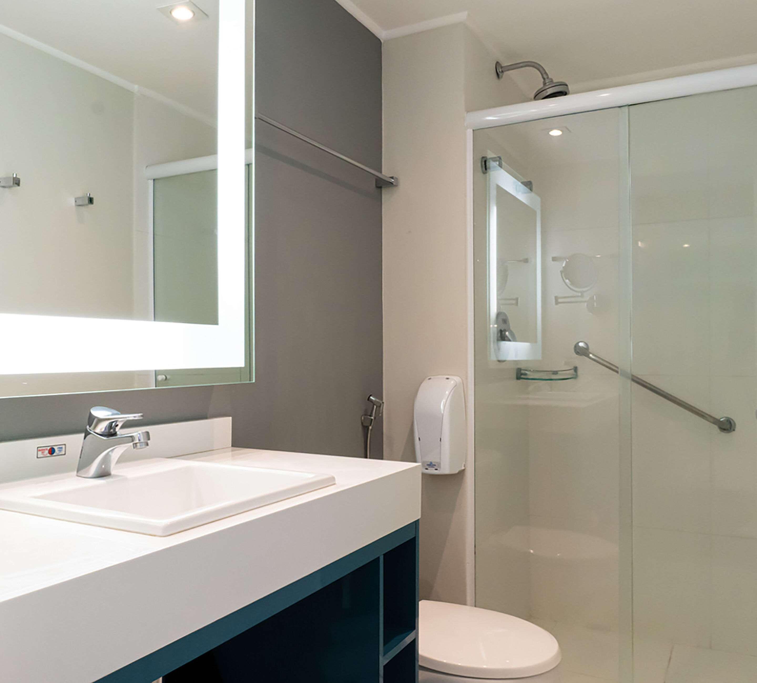 Double Queen Size Bed