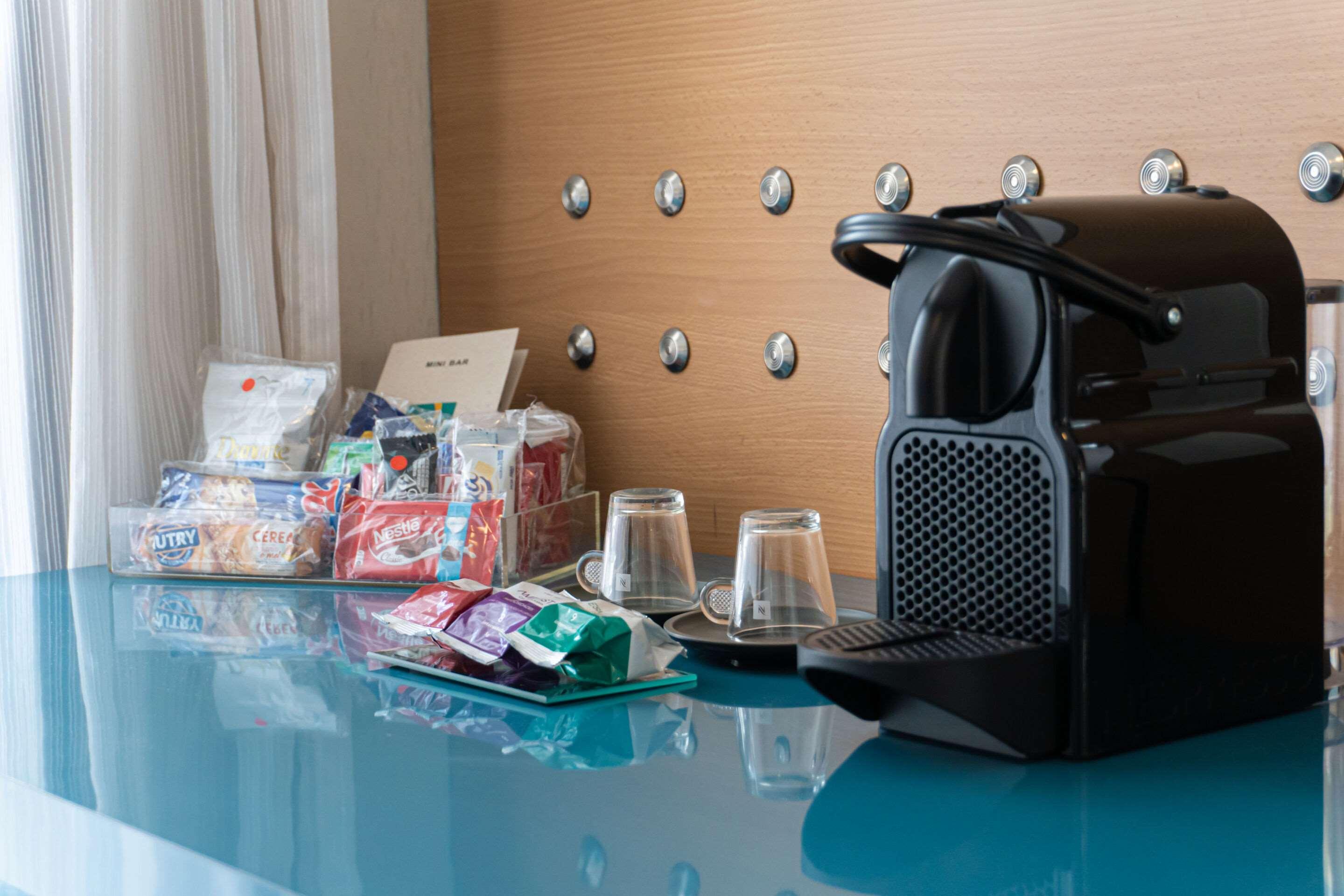 Double Queen Size Bed