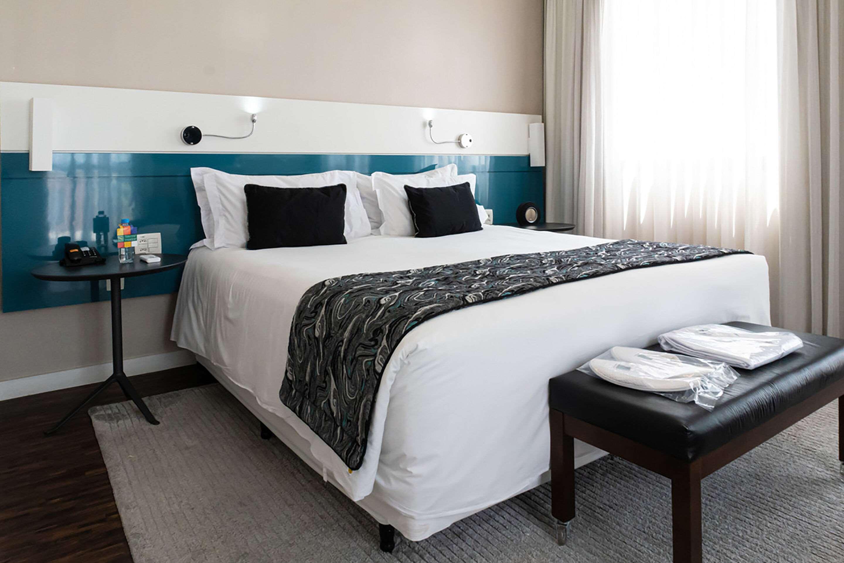 Double Queen Size Bed