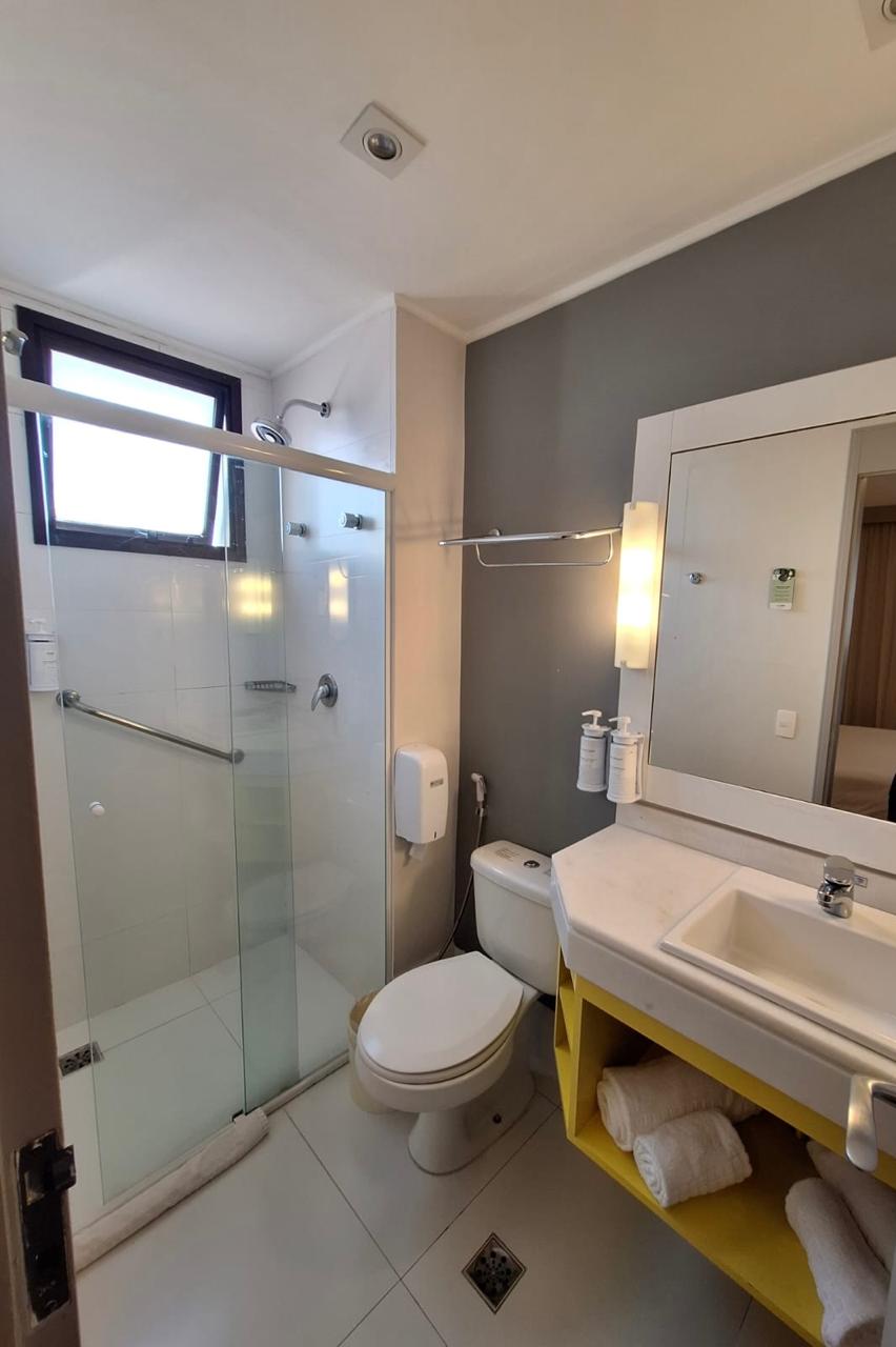 Triple Queen Size Bed