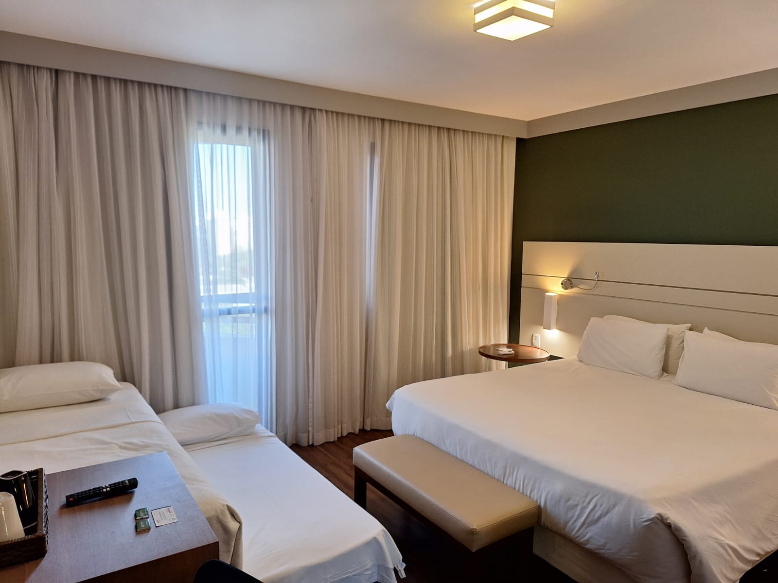 Triple Queen Size Bed