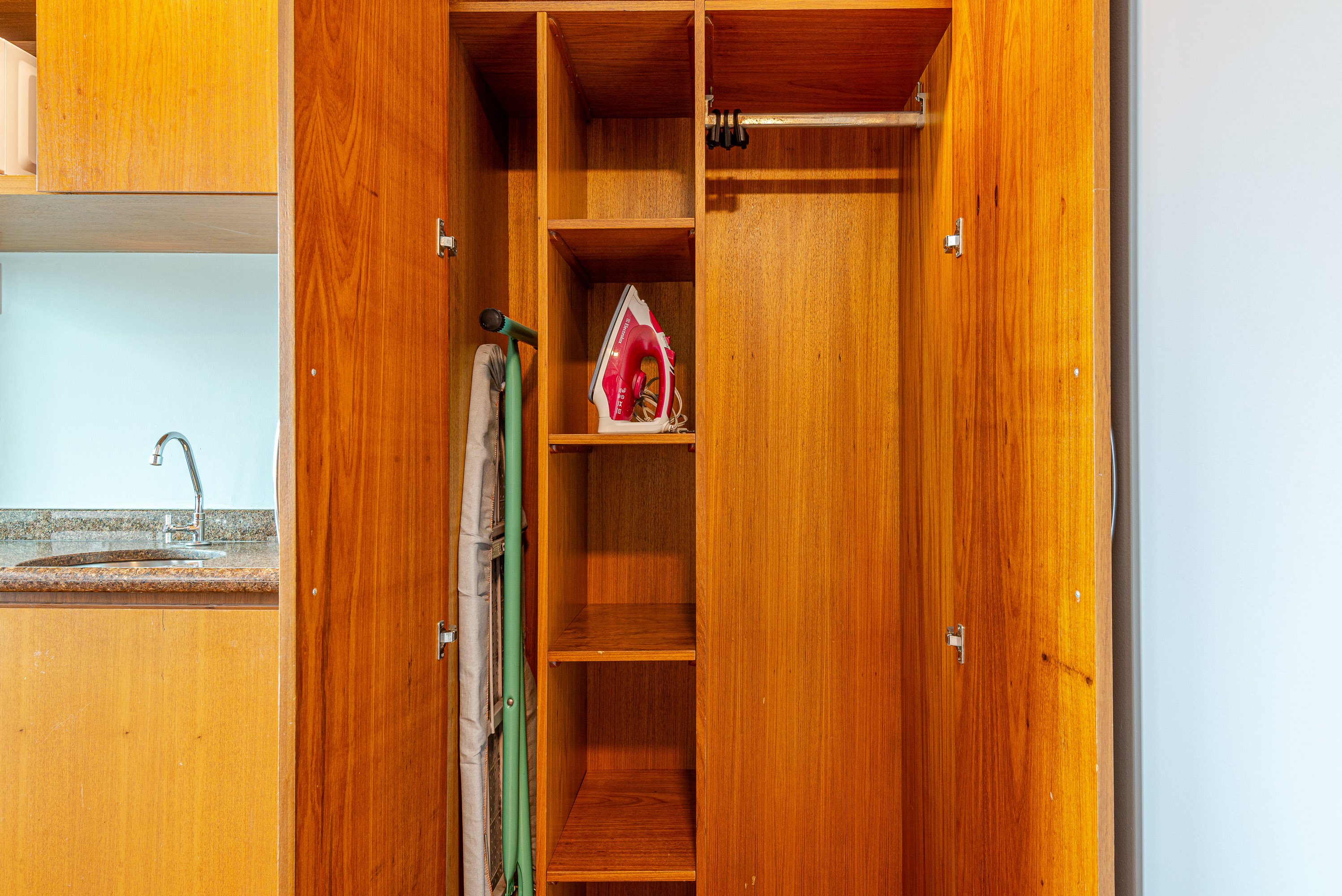 Single Queen Size Bed