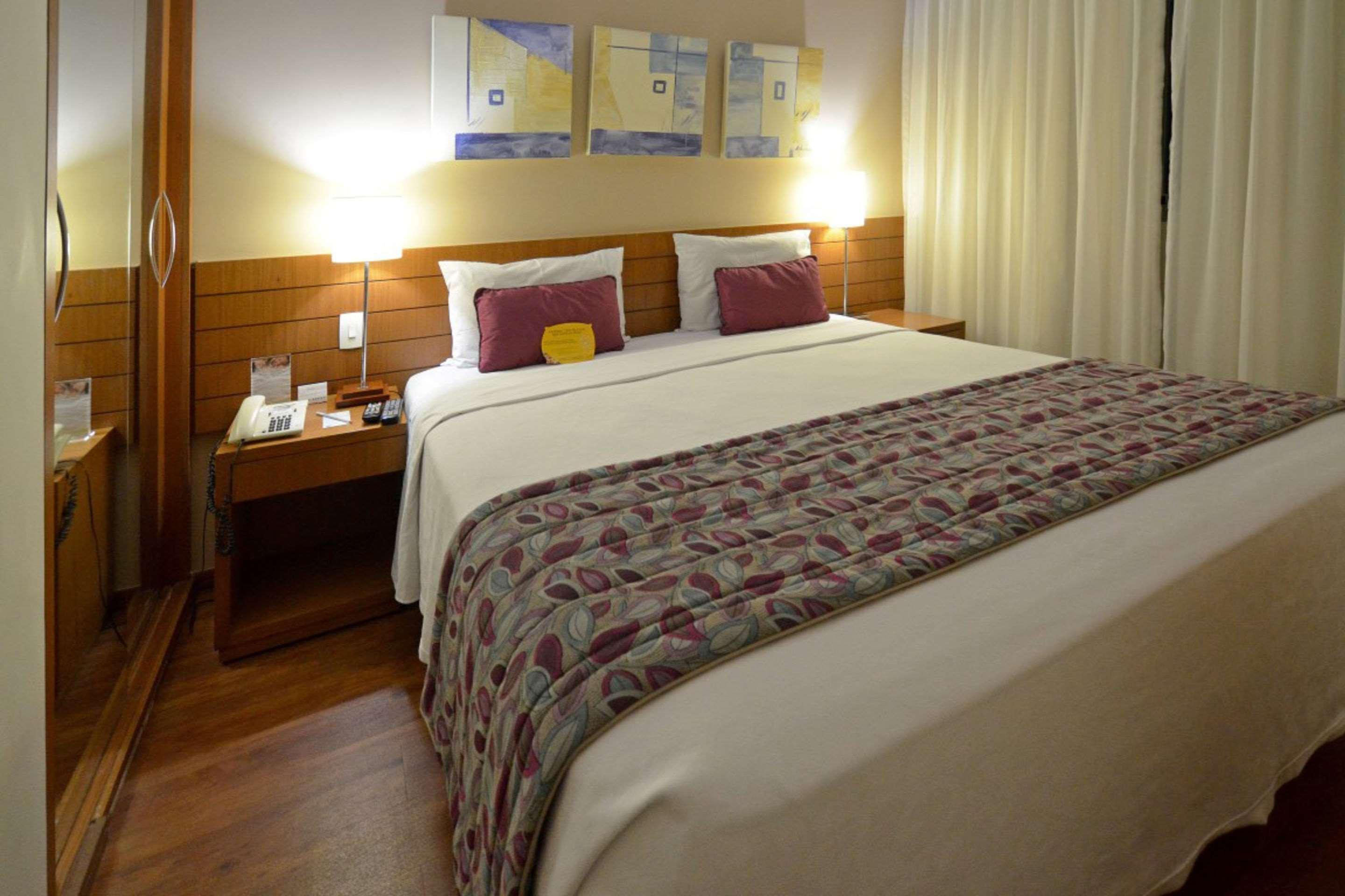 Suite Queen Size Bed