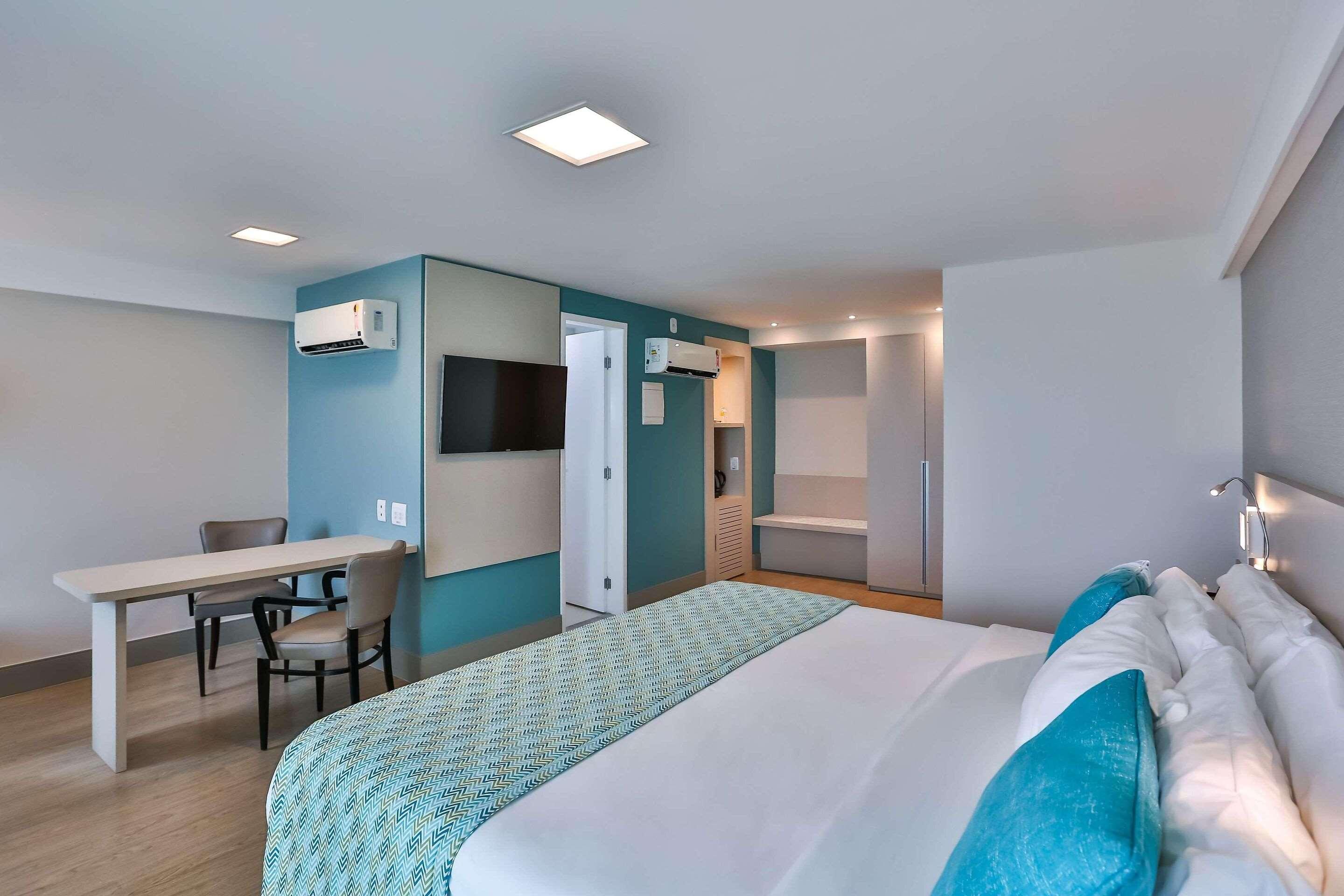 Suite Queen Size Bed