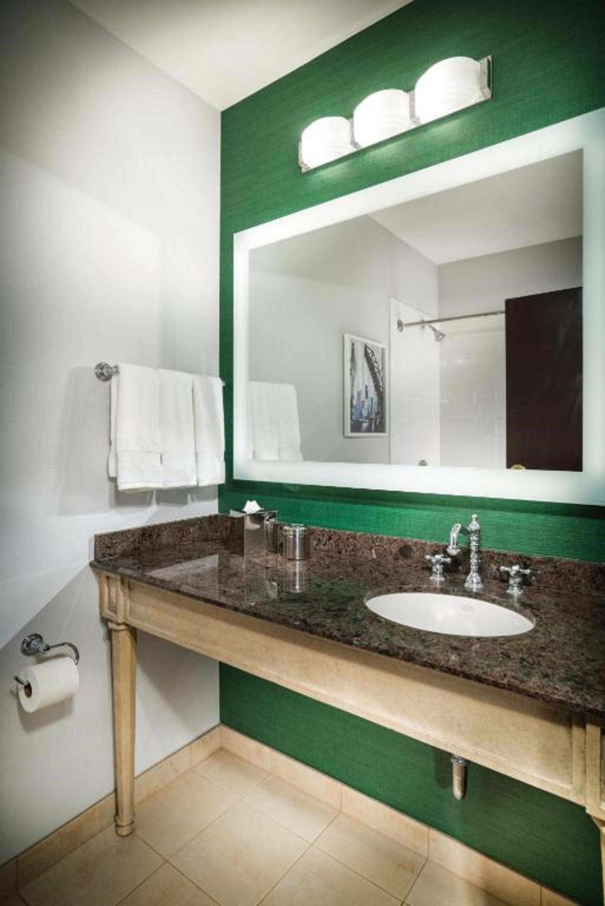 Room Deluxe Two Double Beds