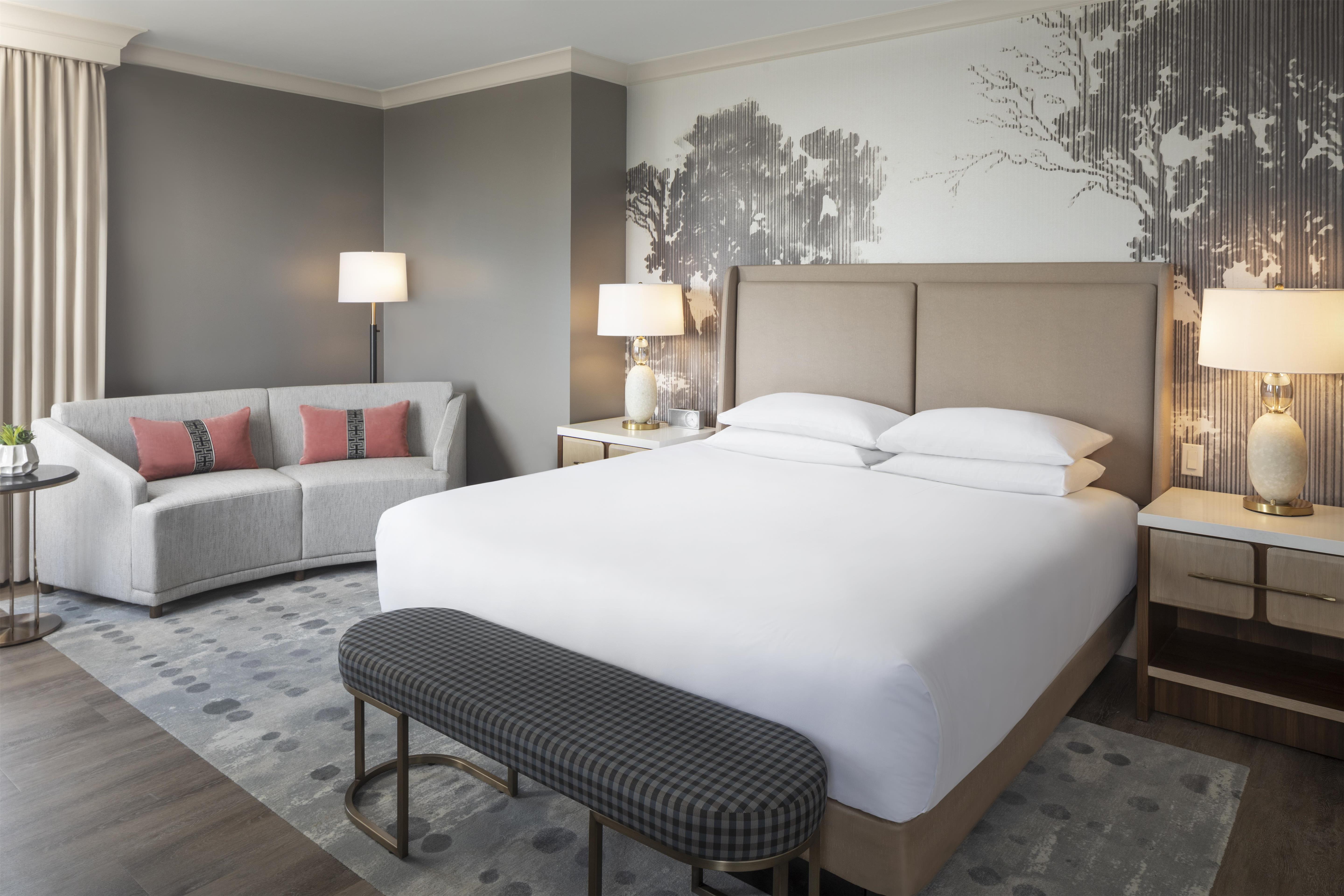 Double Deluxe King Bed