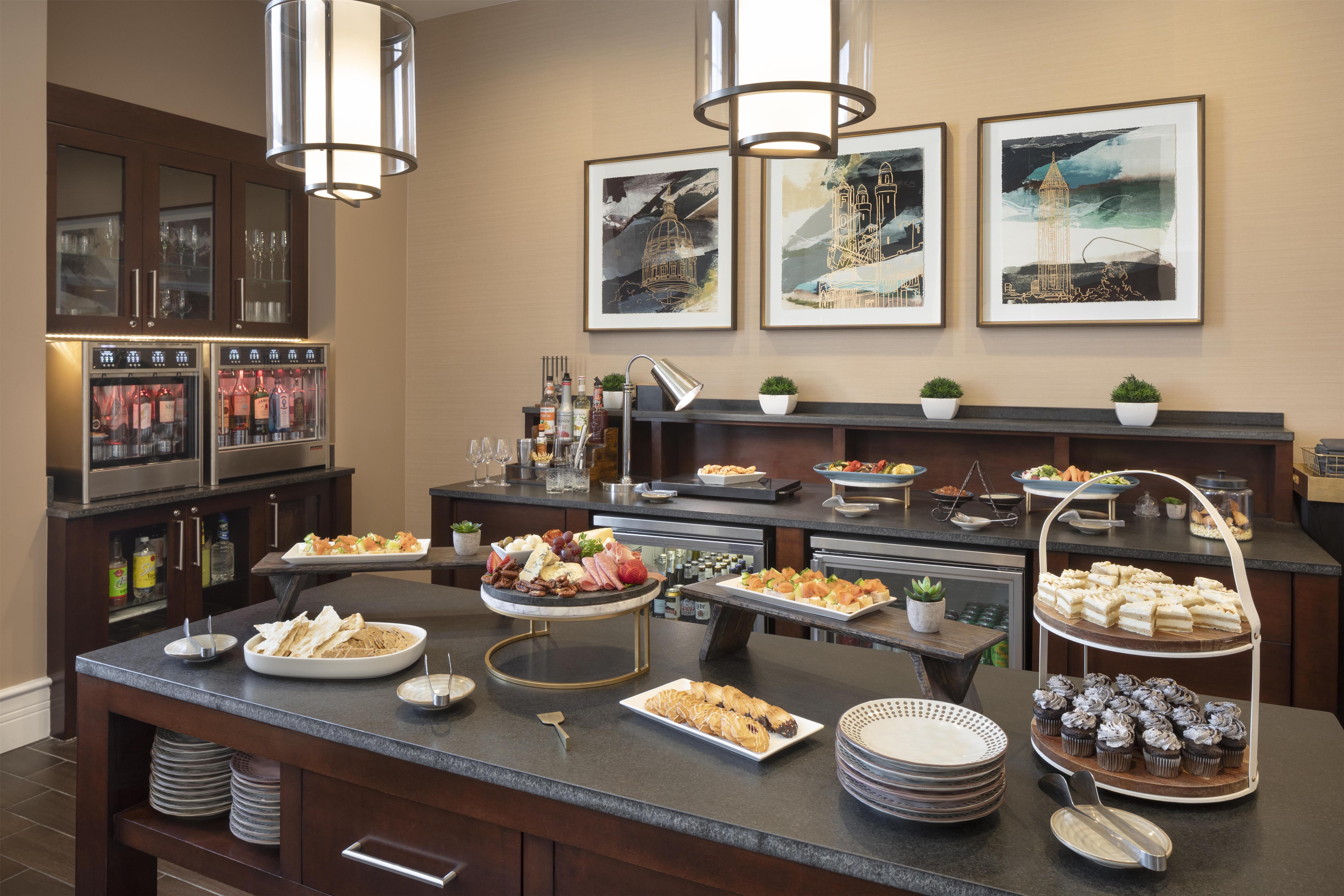 Double Club King Bed