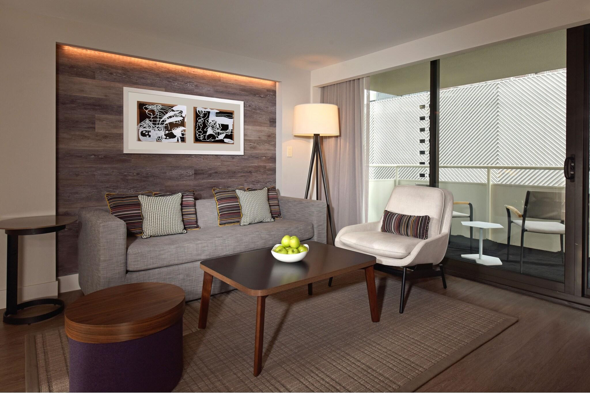 Junior Suite Executive King Bed