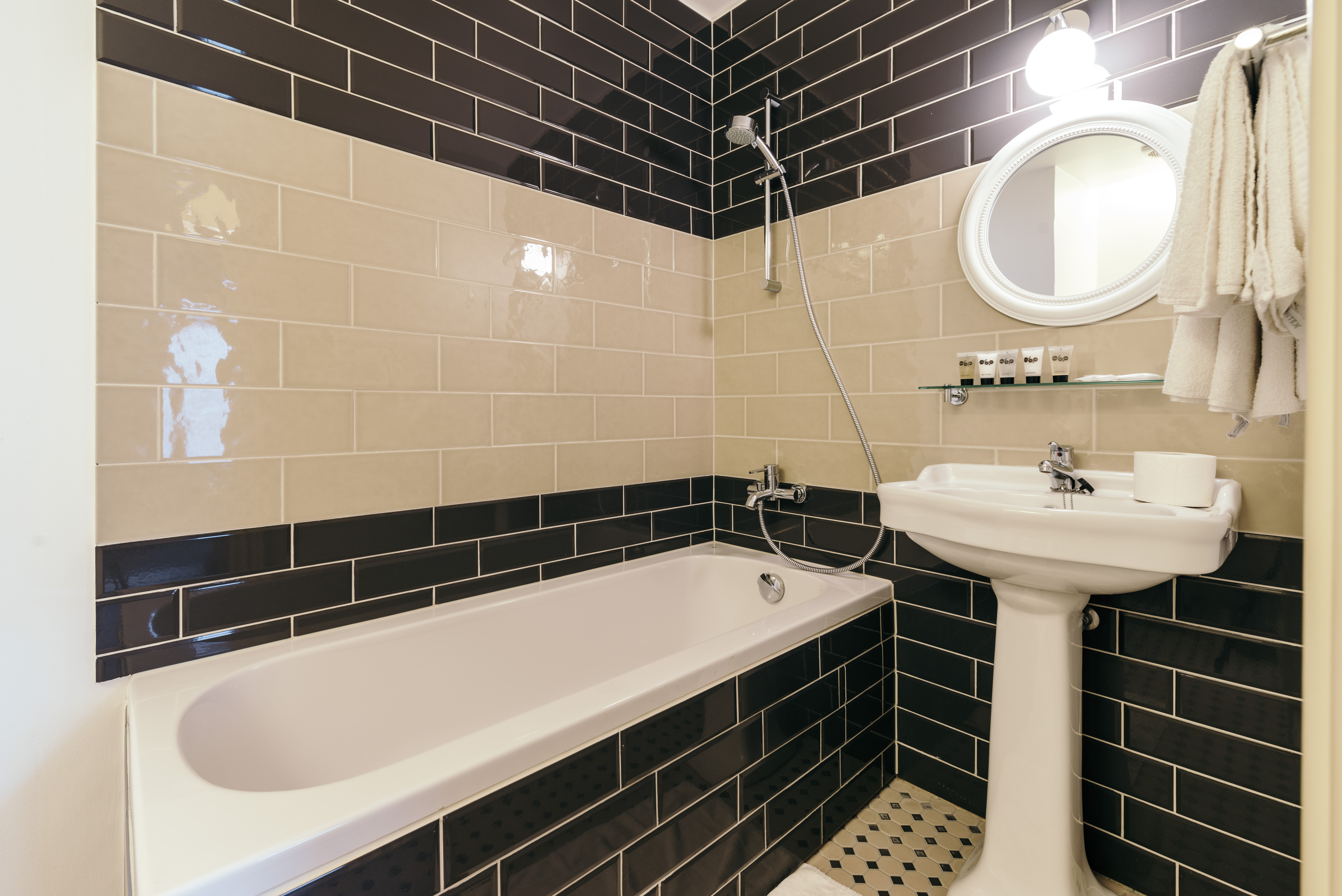 Double or Twin Standard