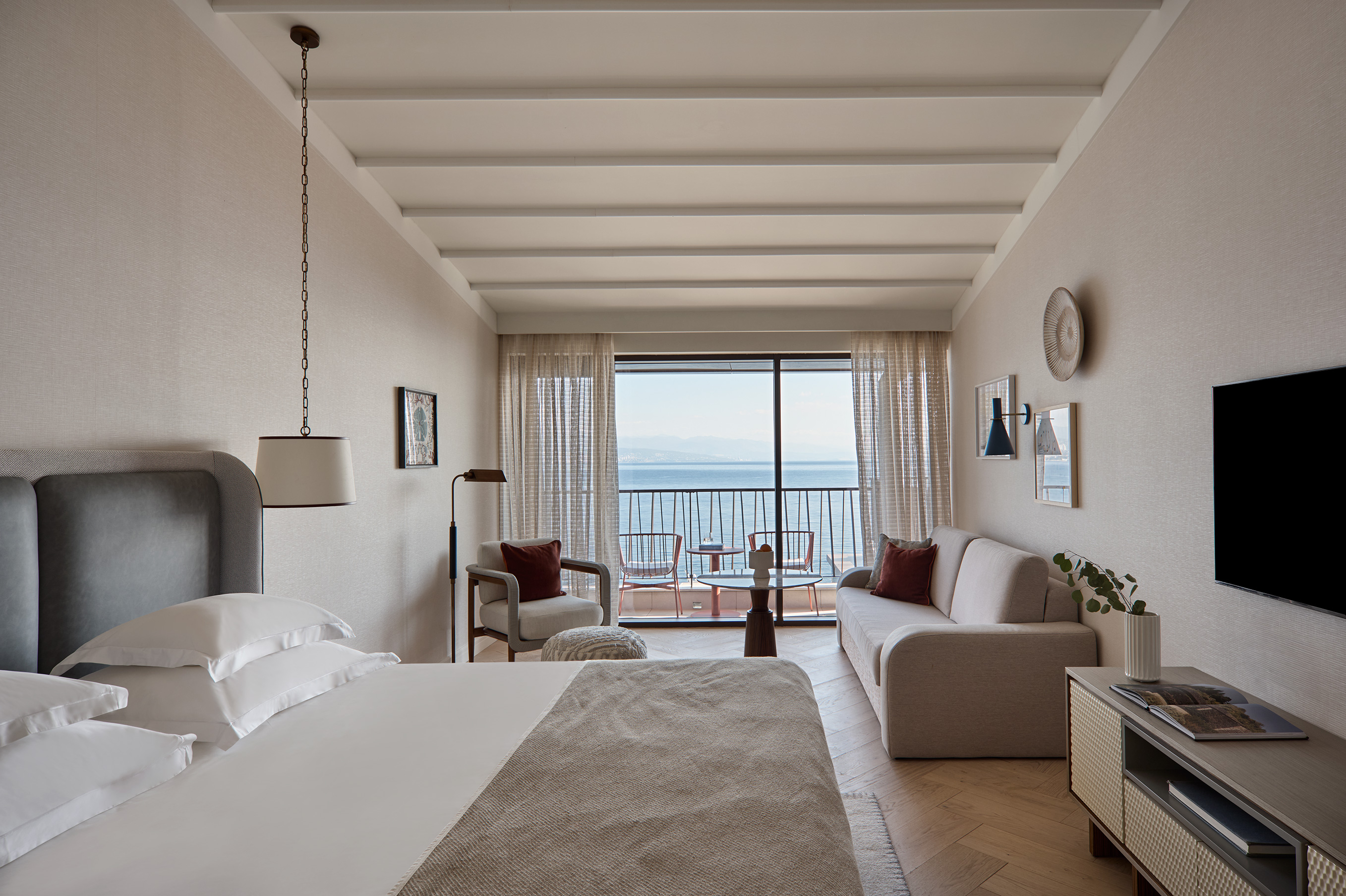 Triple Superior Sea View
