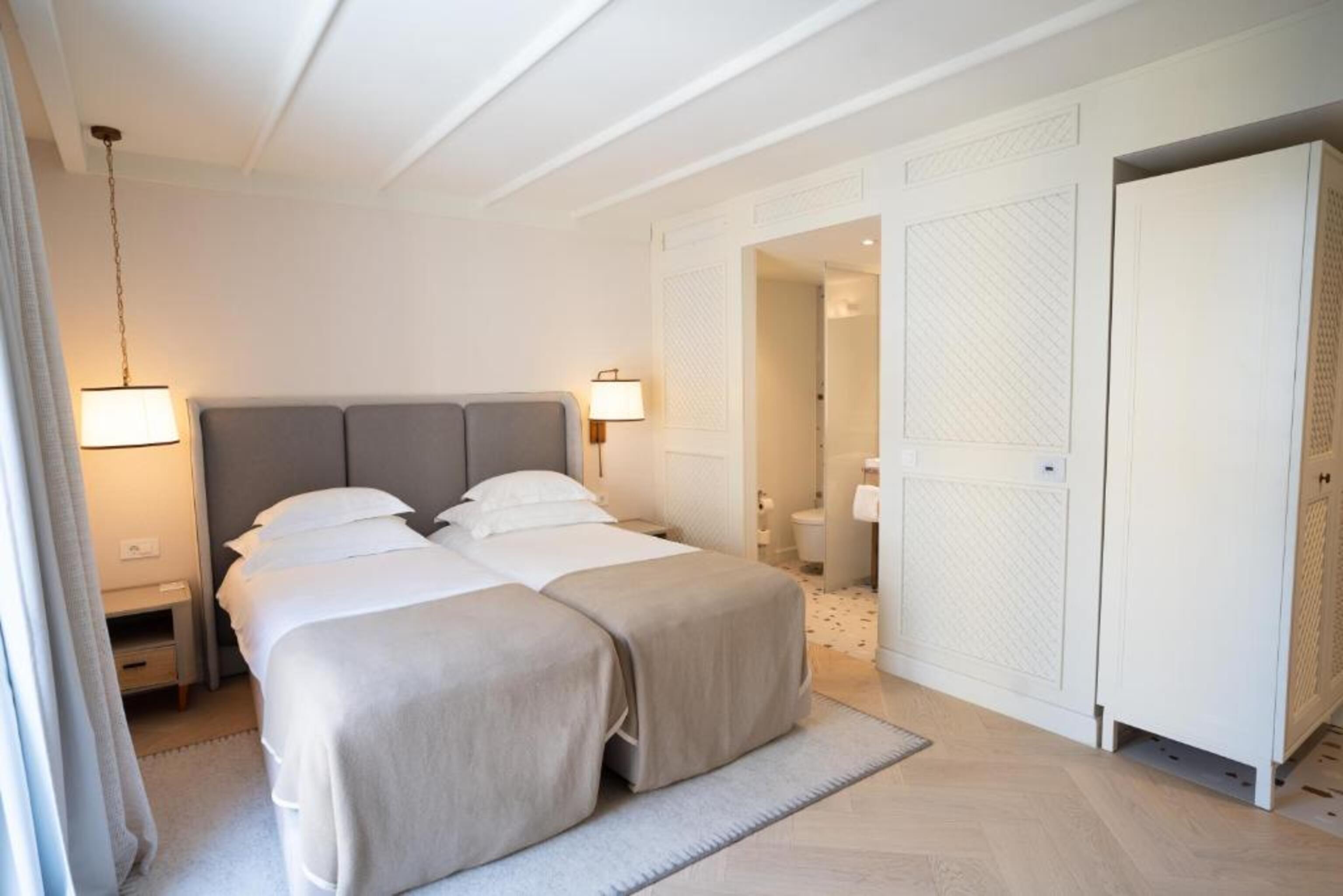 Villa Superior City View