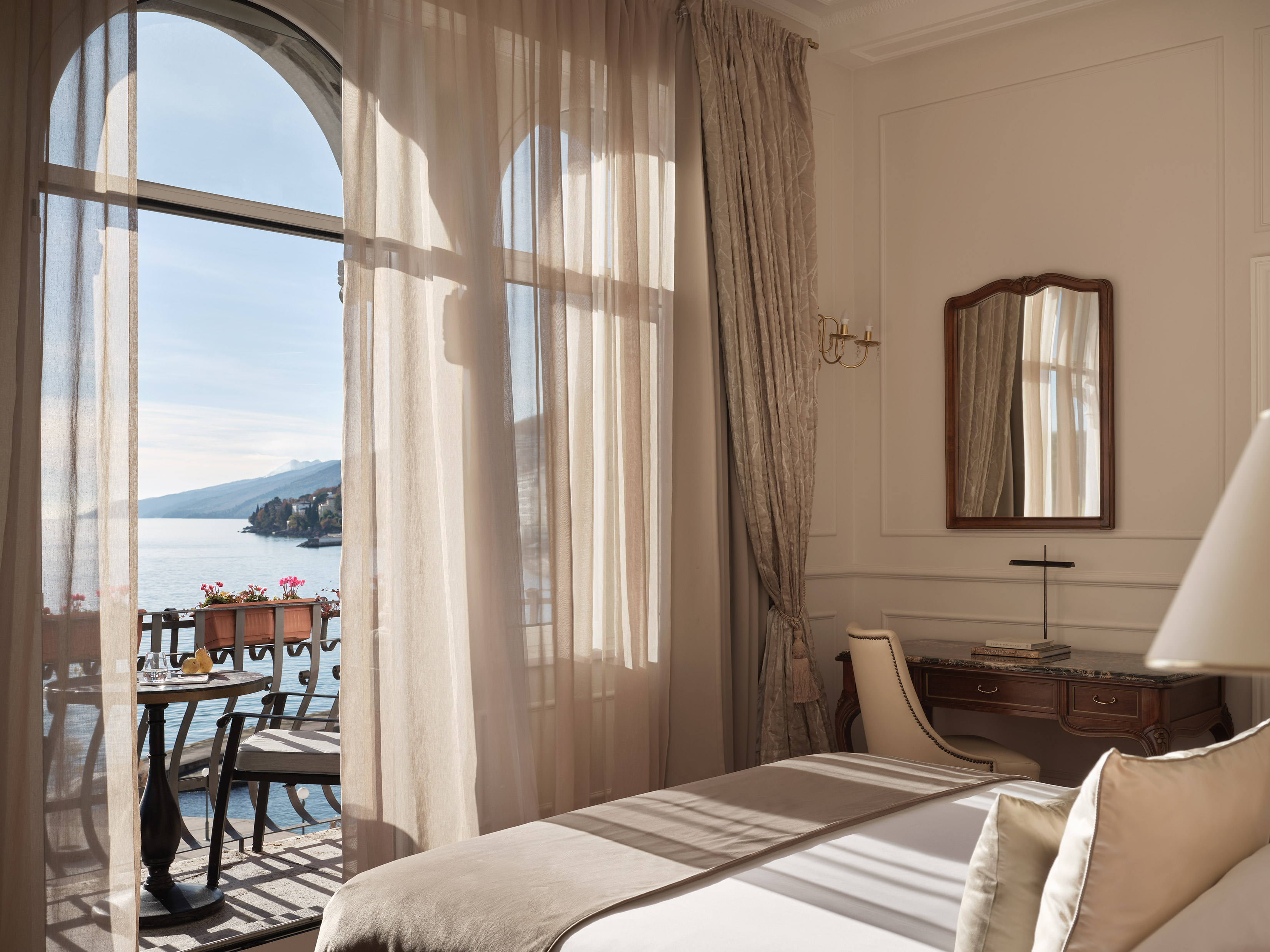 Double Deluxe Sea View with Balcony