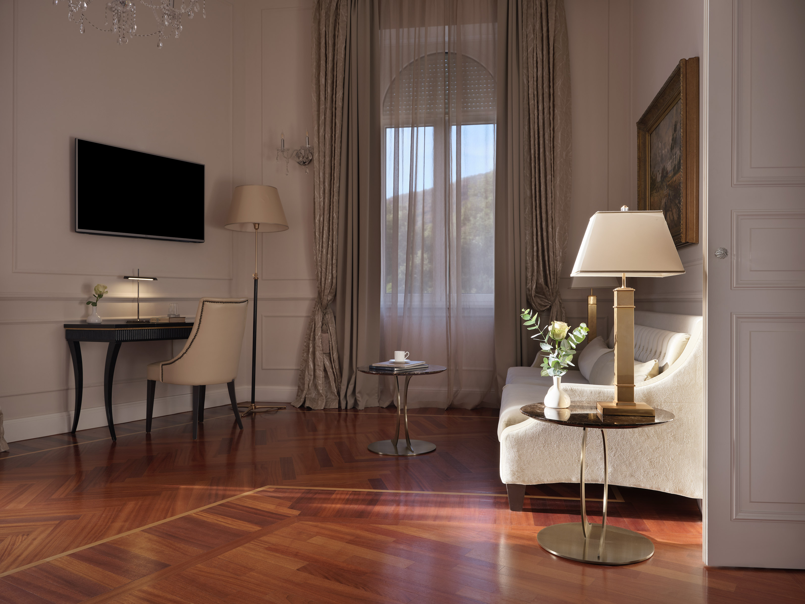 Suite Deluxe Sea View with Balcony