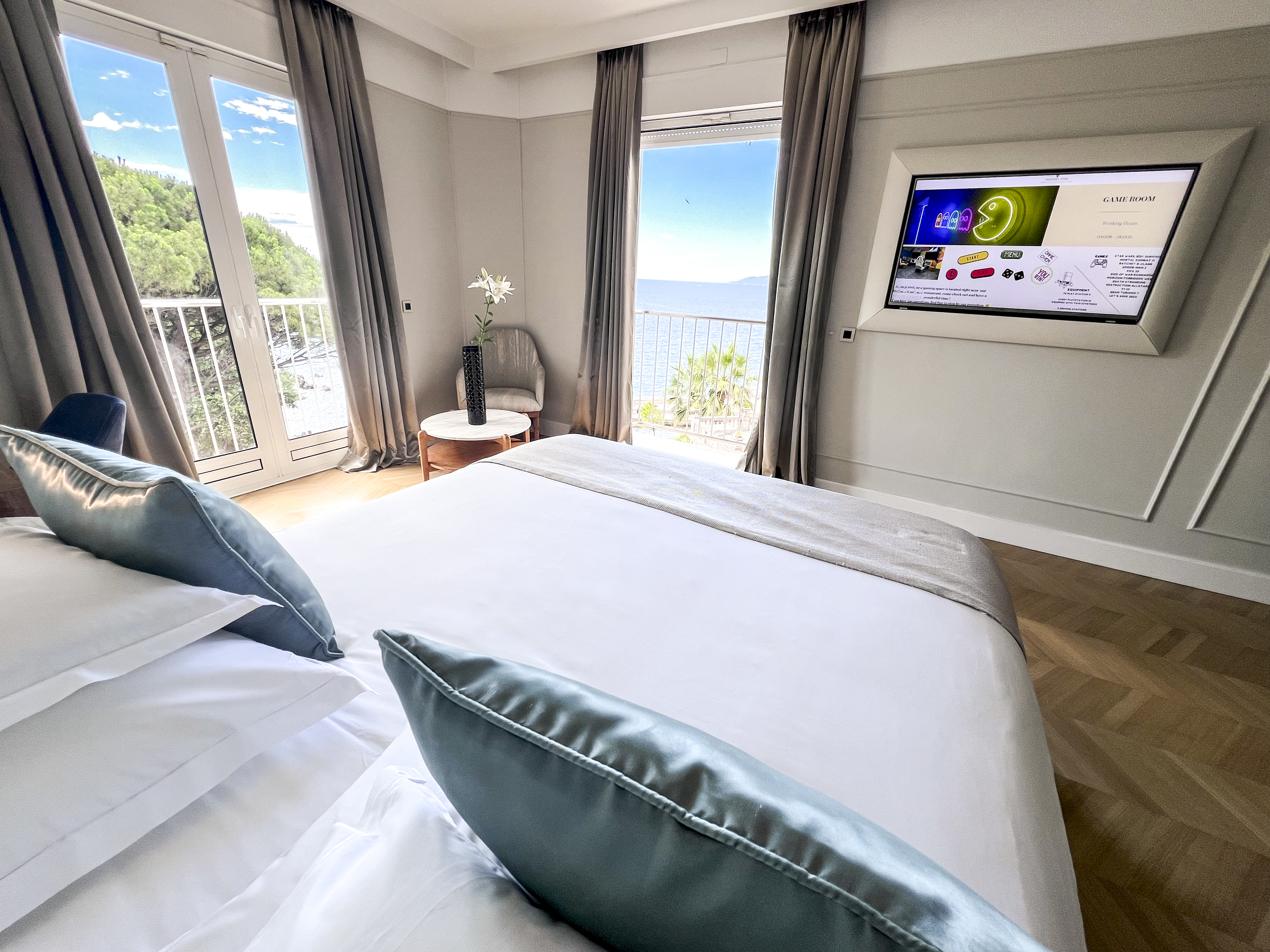 Double or Twin Superior Sea View