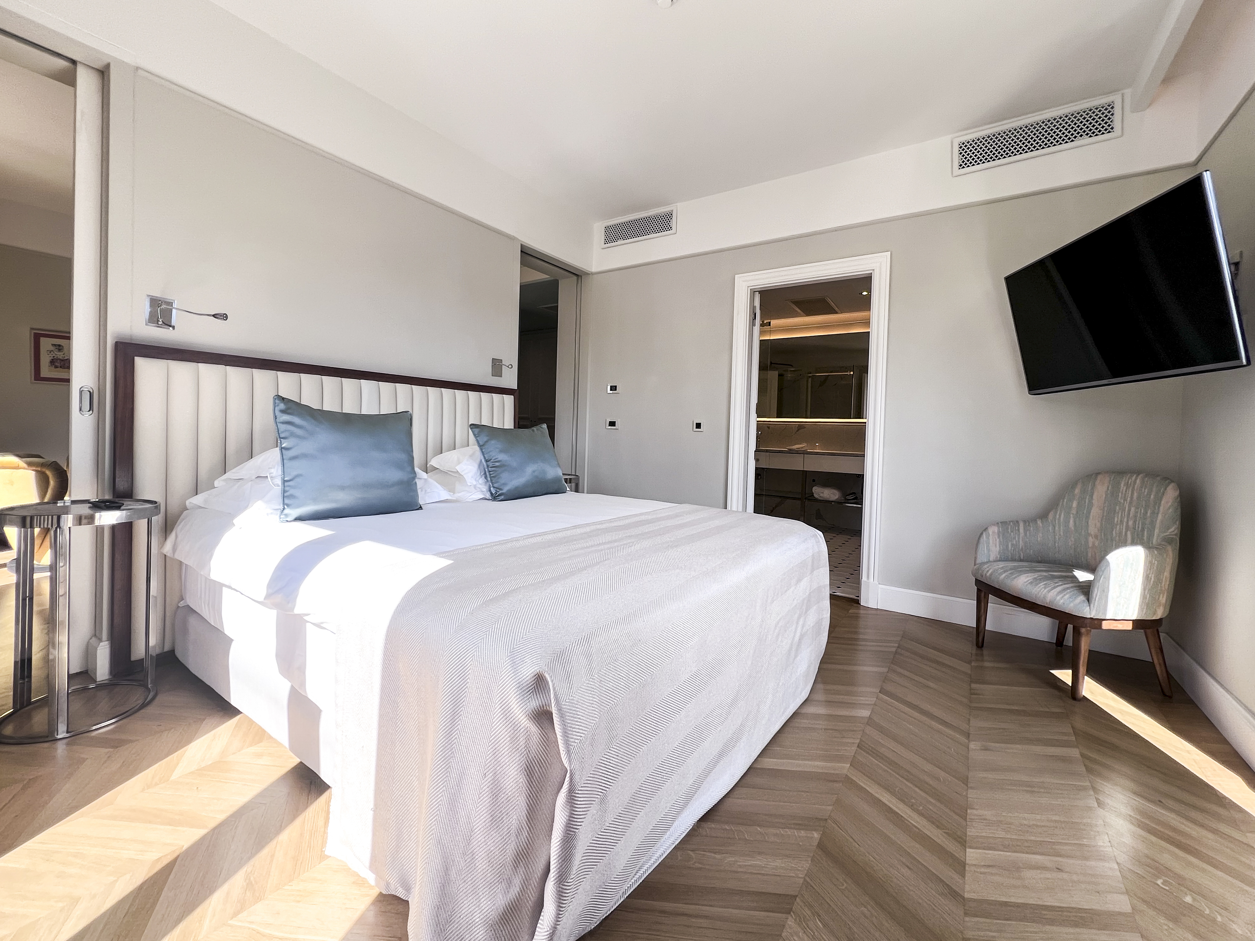 Double or Twin Superior Sea View