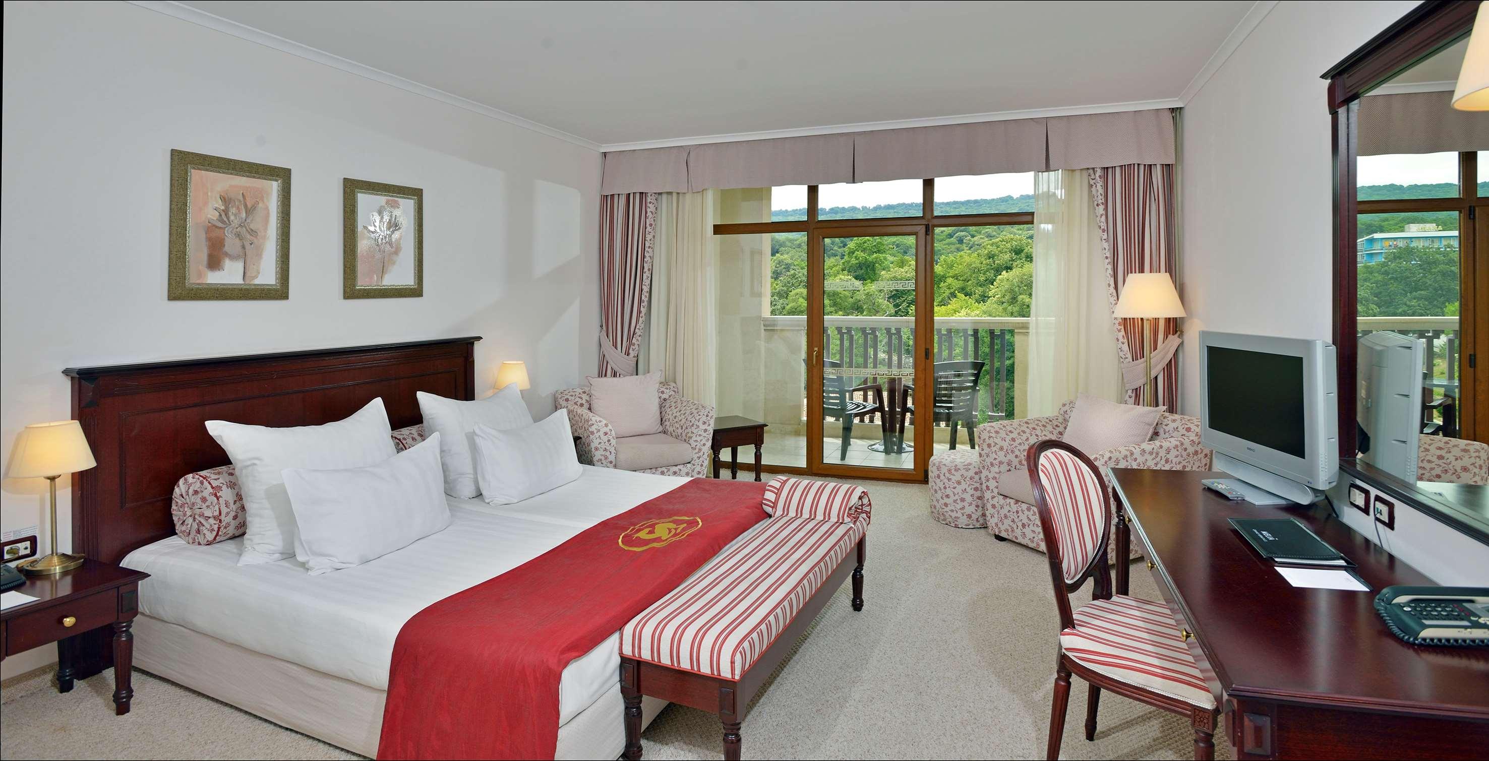 Double Classic King Bed