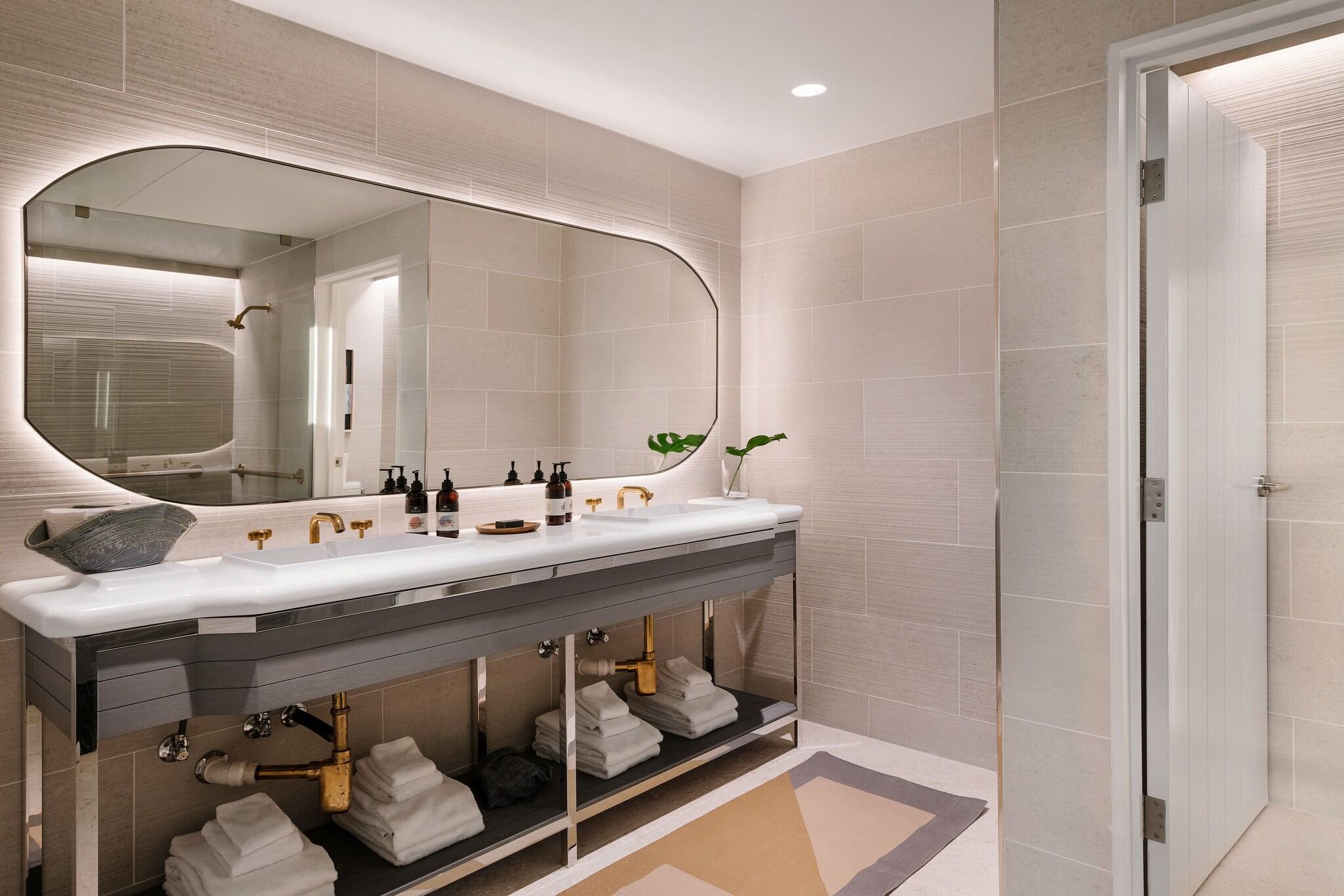 Double Two Queen Beds