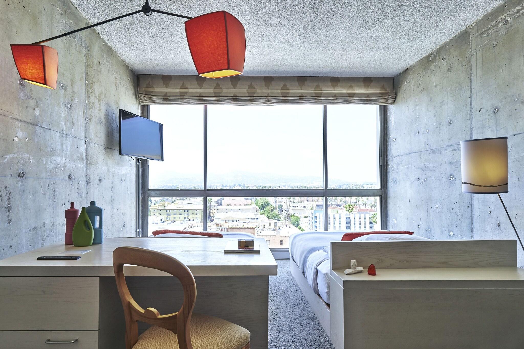 Quadruple with Views