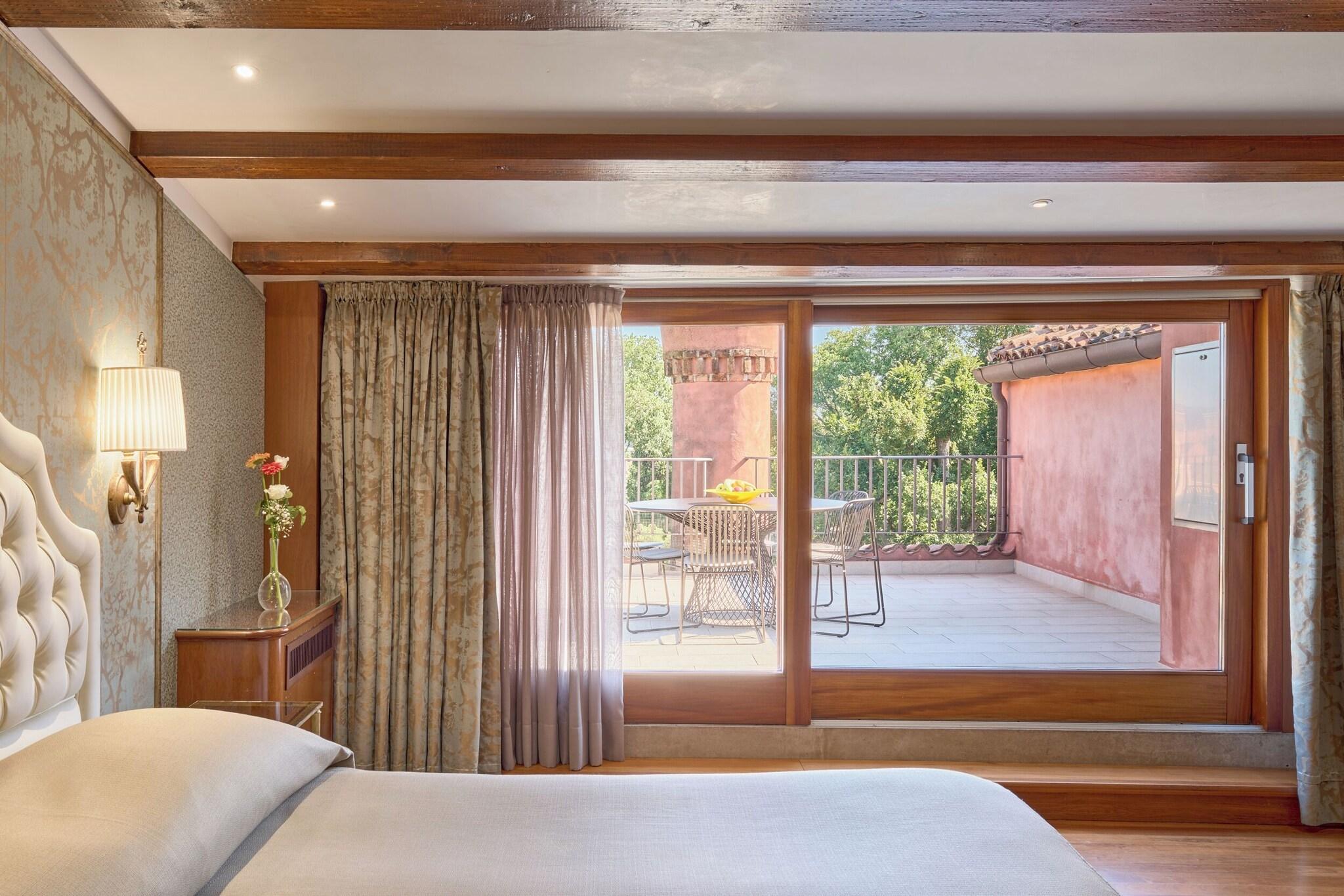 Junior Suite Economy