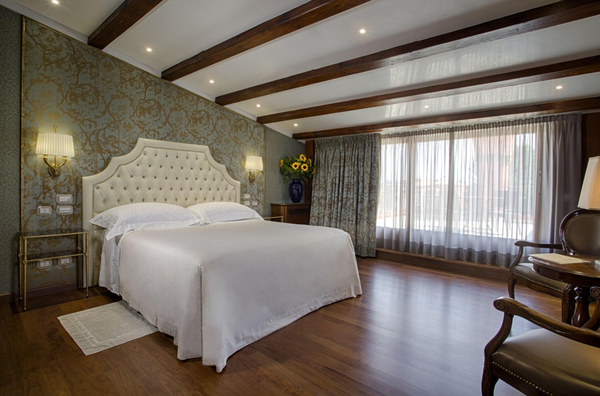 Junior Suite Economy