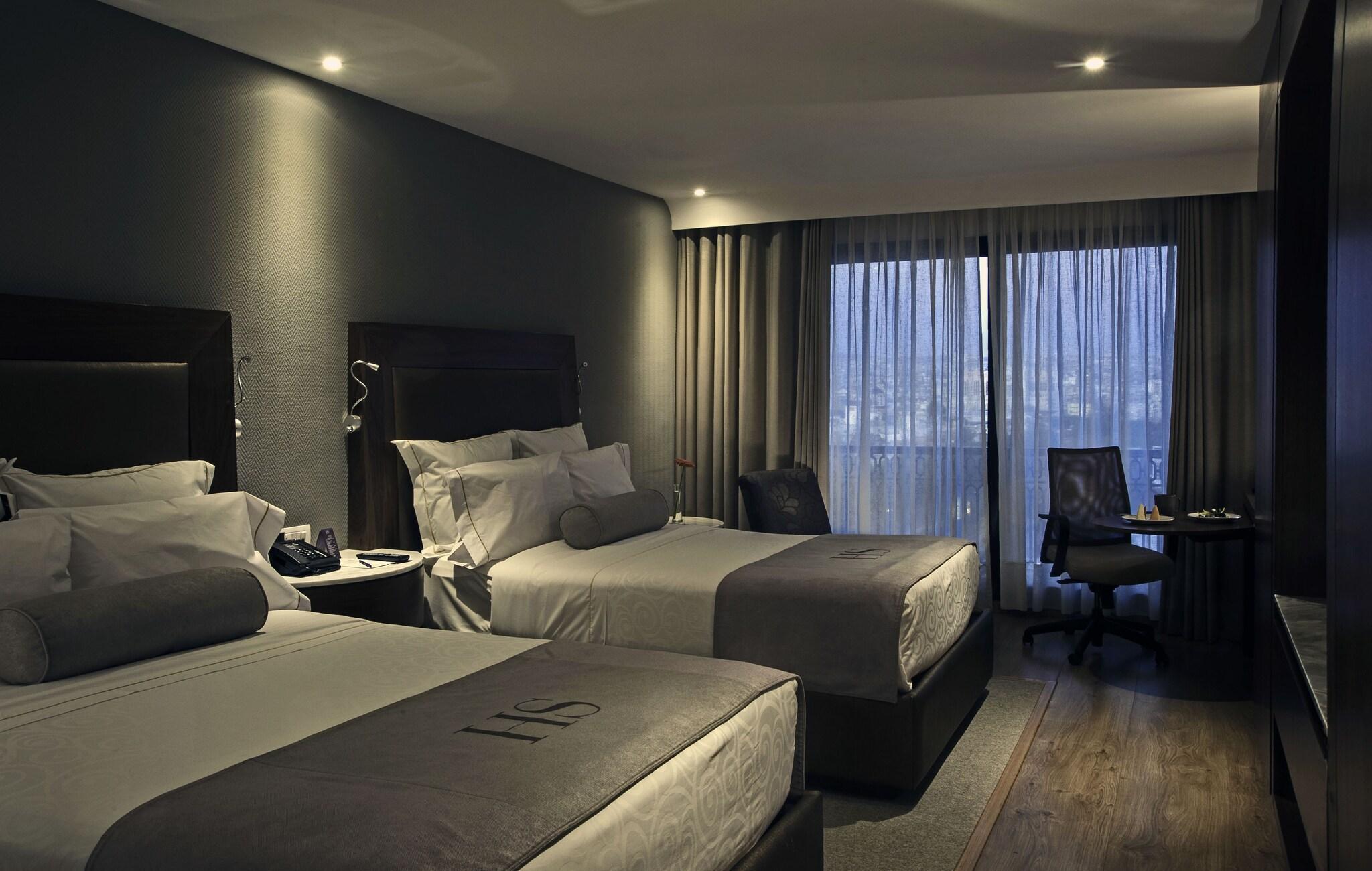 Double Executive 2 Double Beds