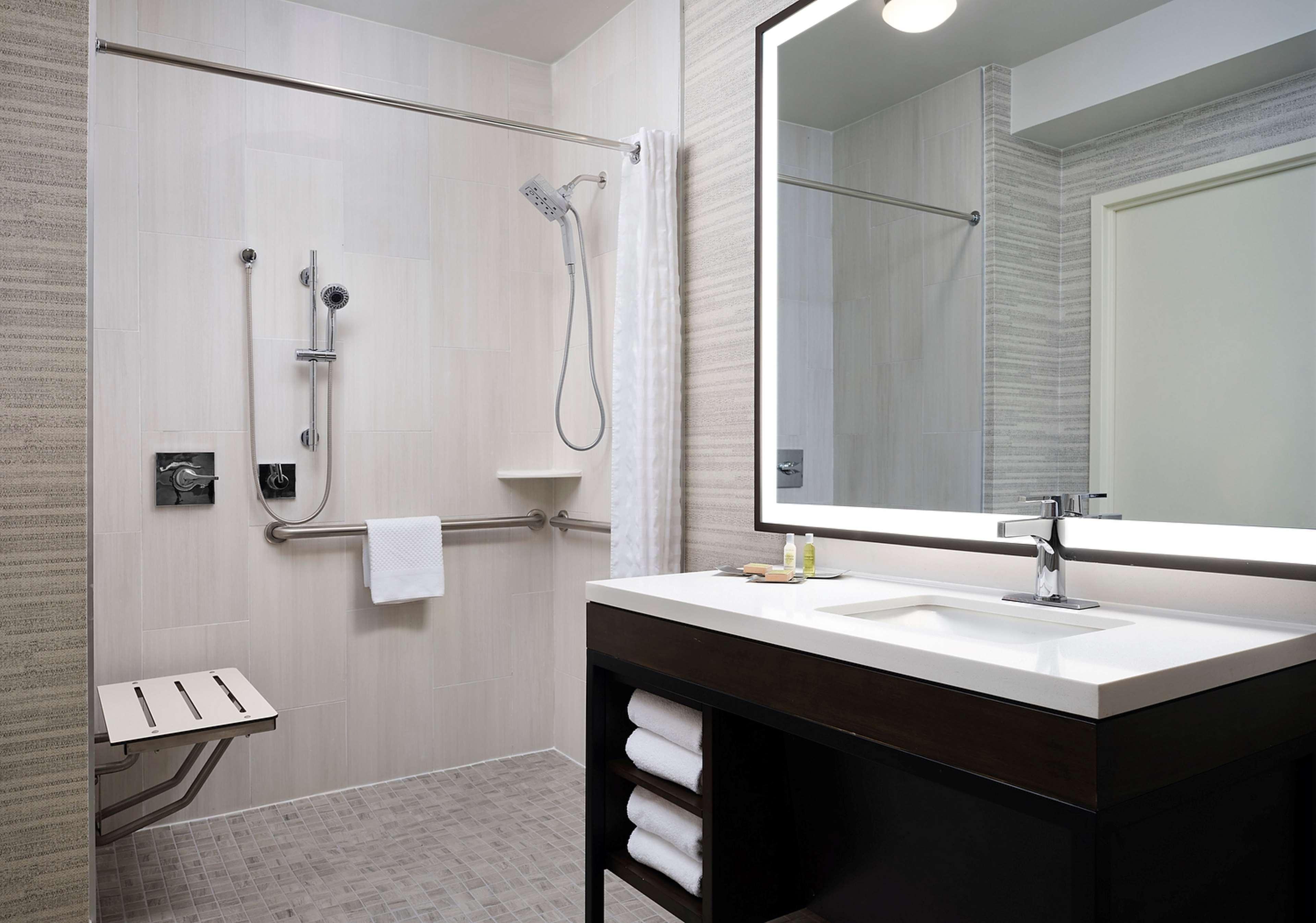 Double or Twin Accessible