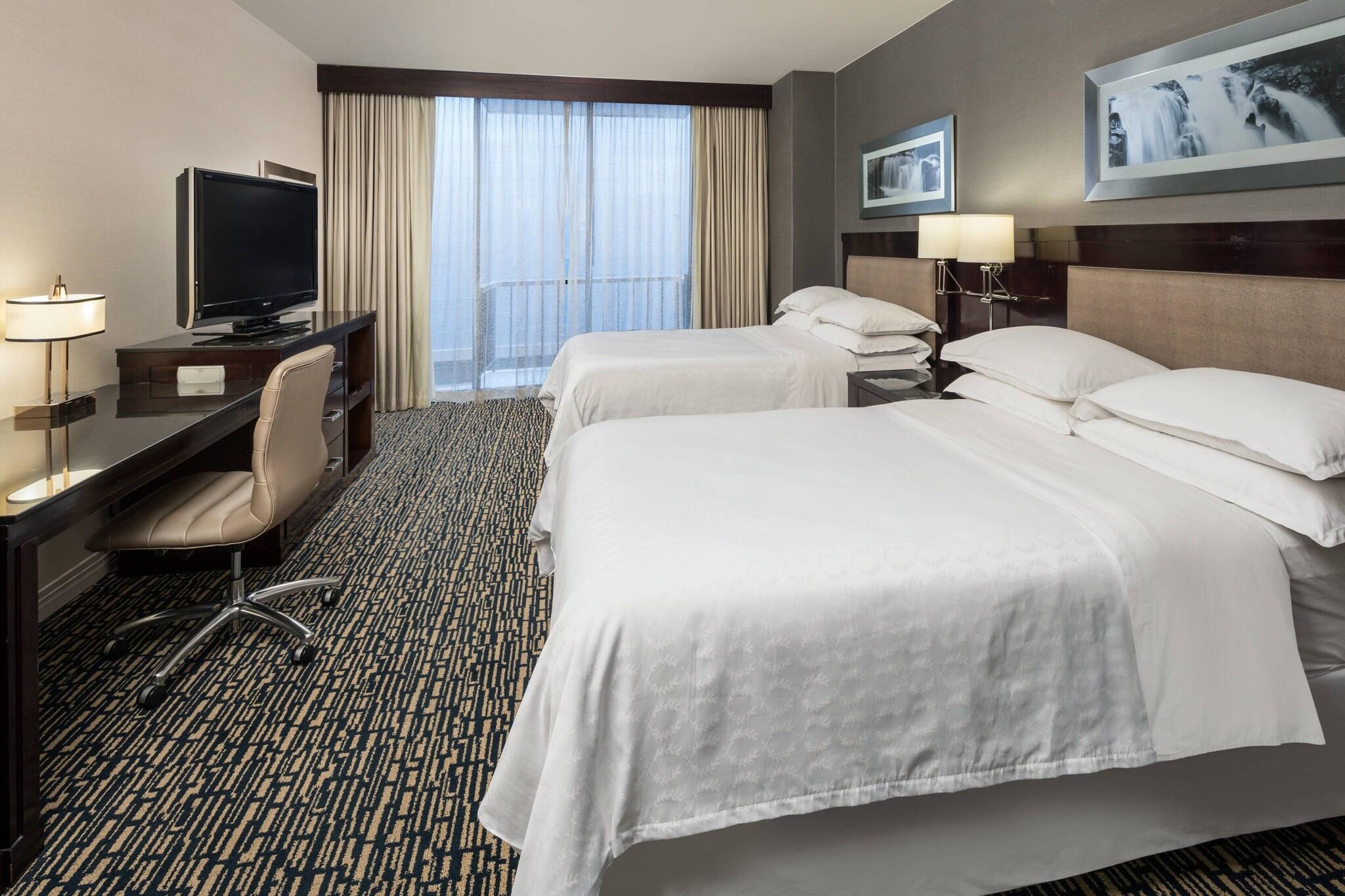 Quadruple Two Double Beds