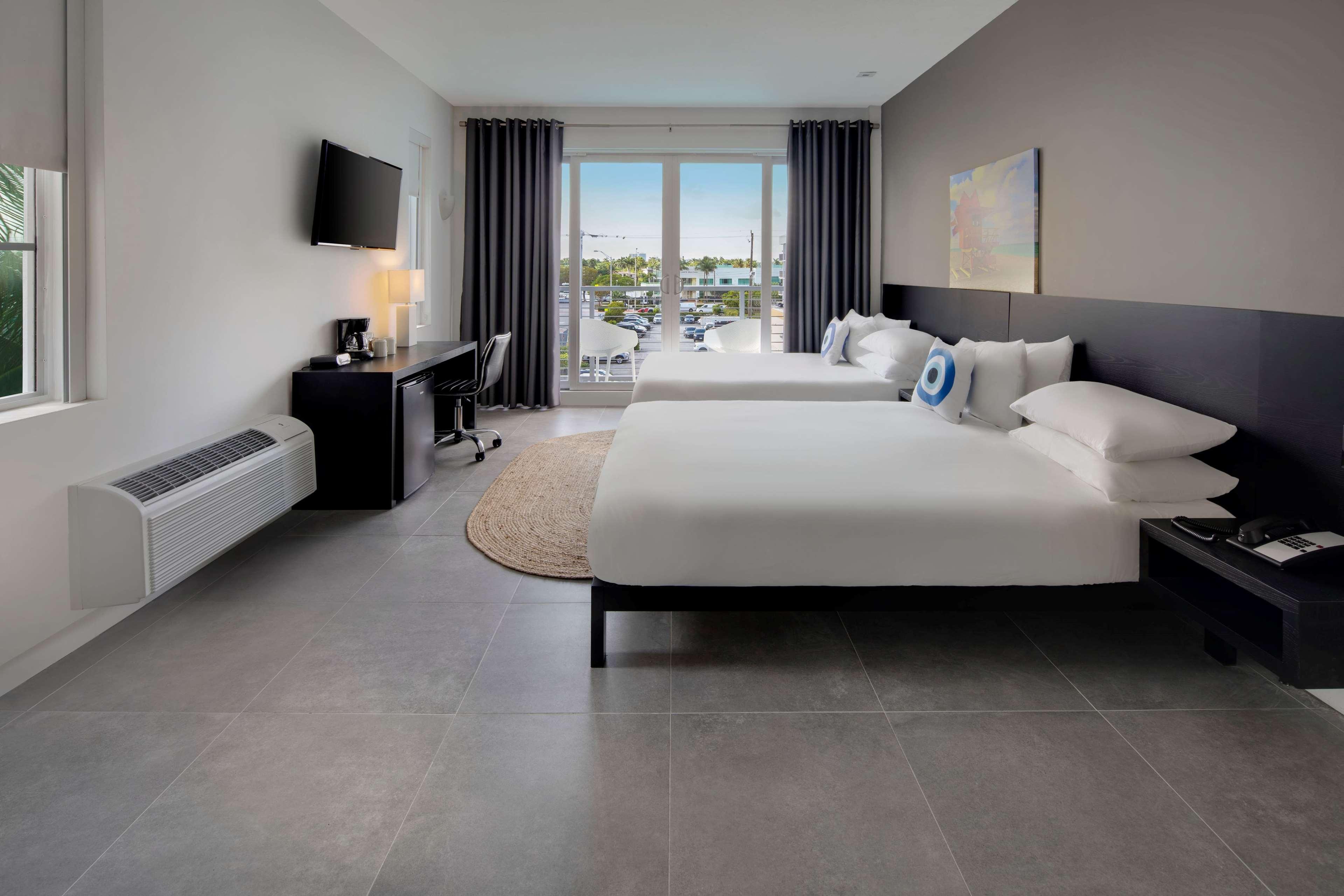 Room City View Two Queen Beds