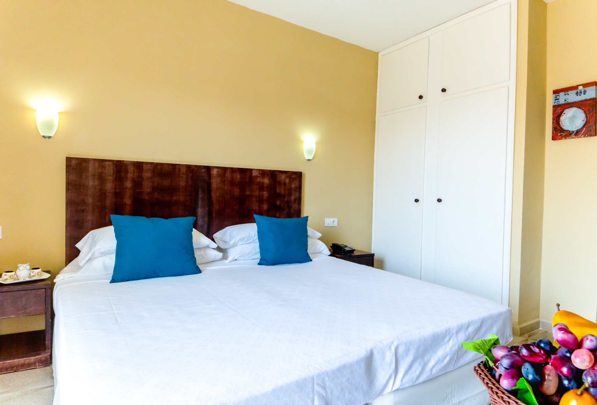 Double or Twin Standard