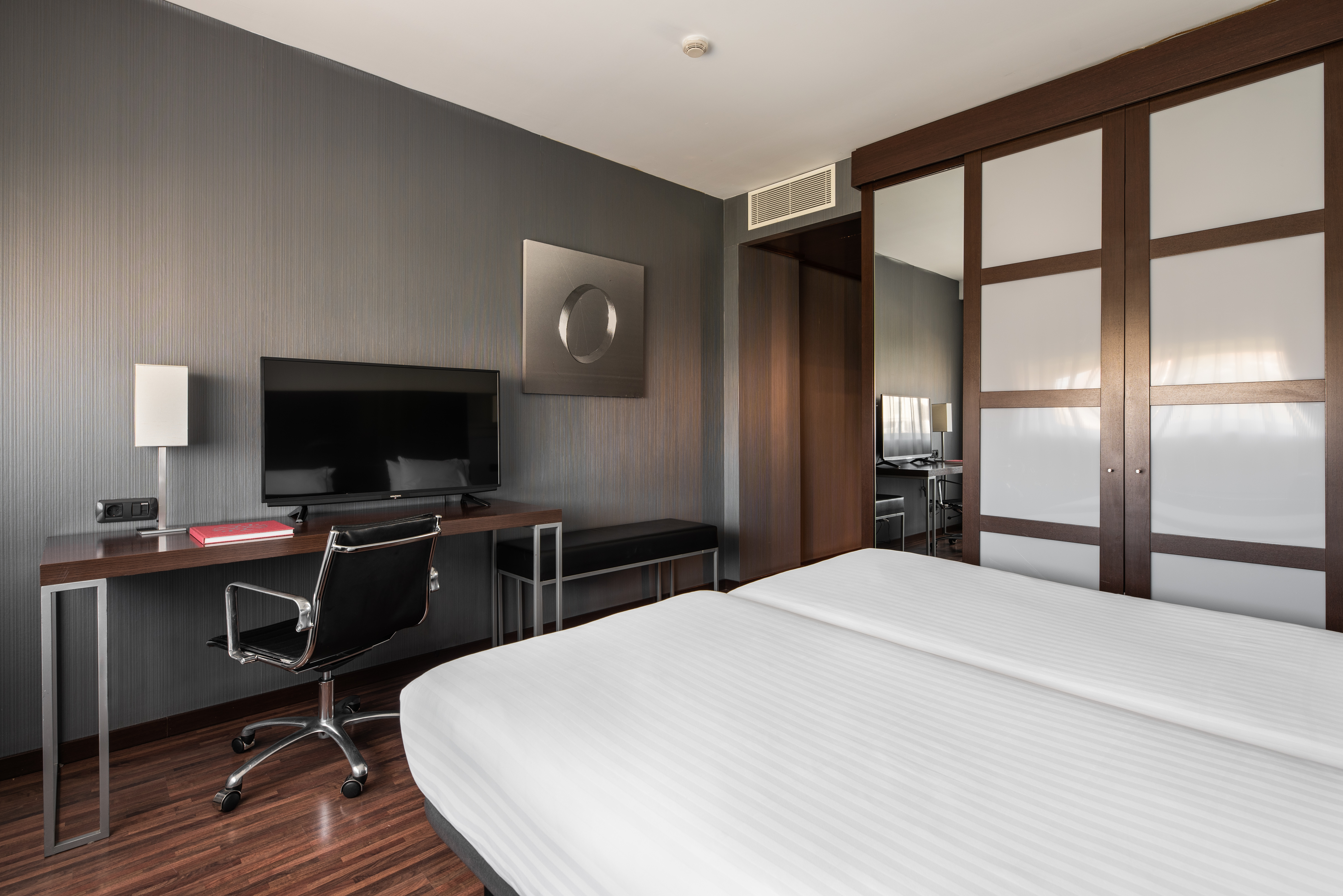 Double or Twin Standard