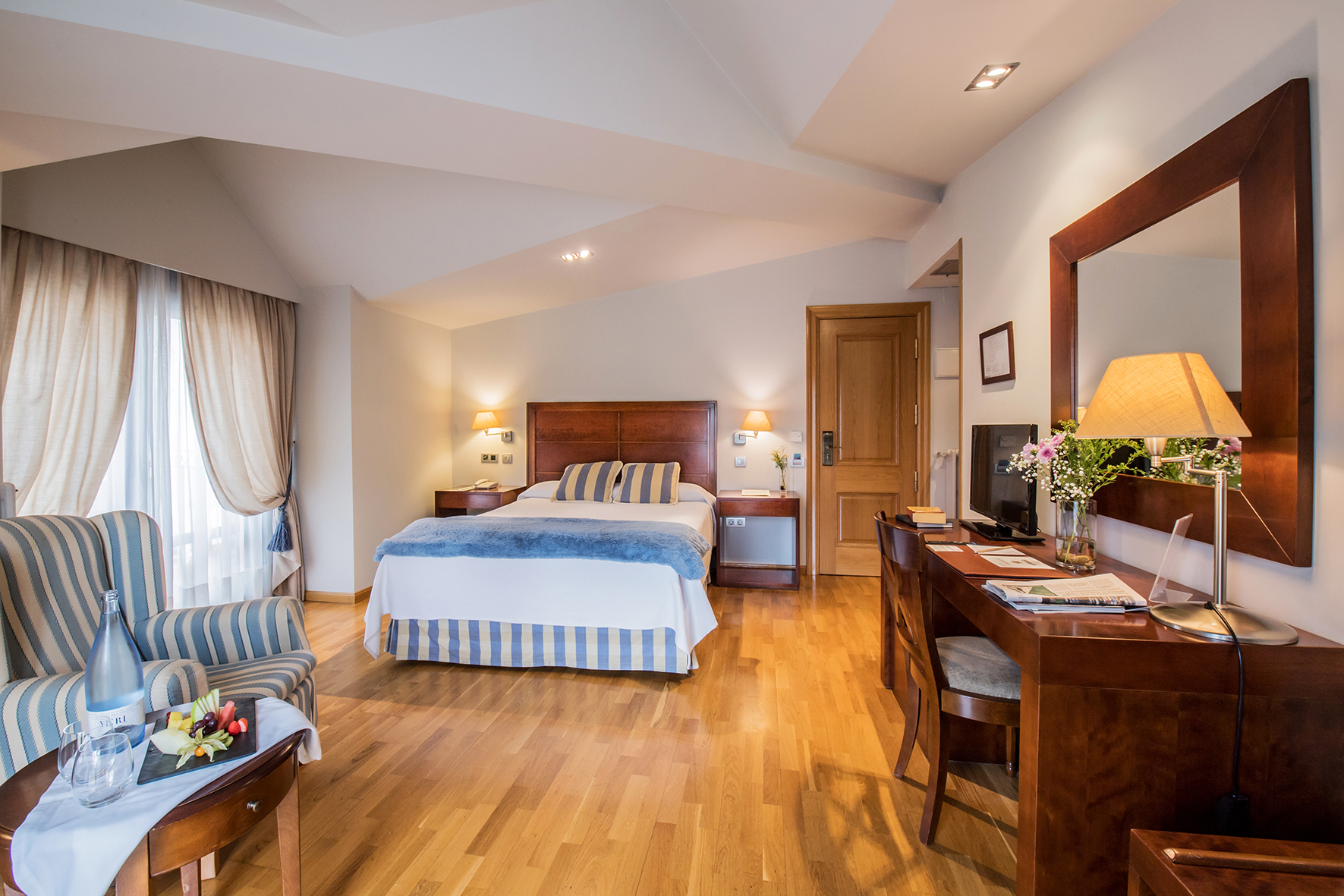 Double or Twin Standard