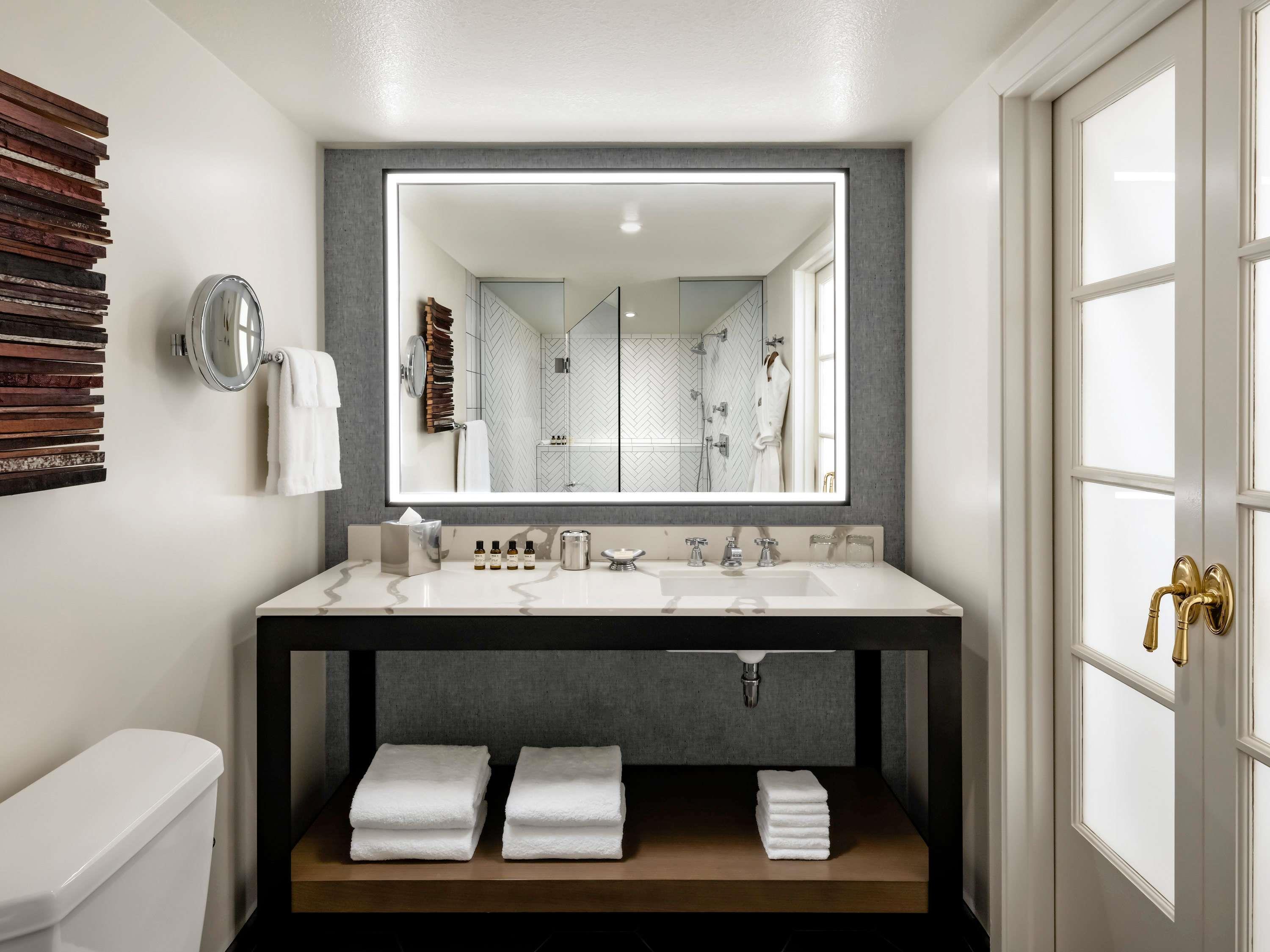 Room Deluxe Two Queen Beds