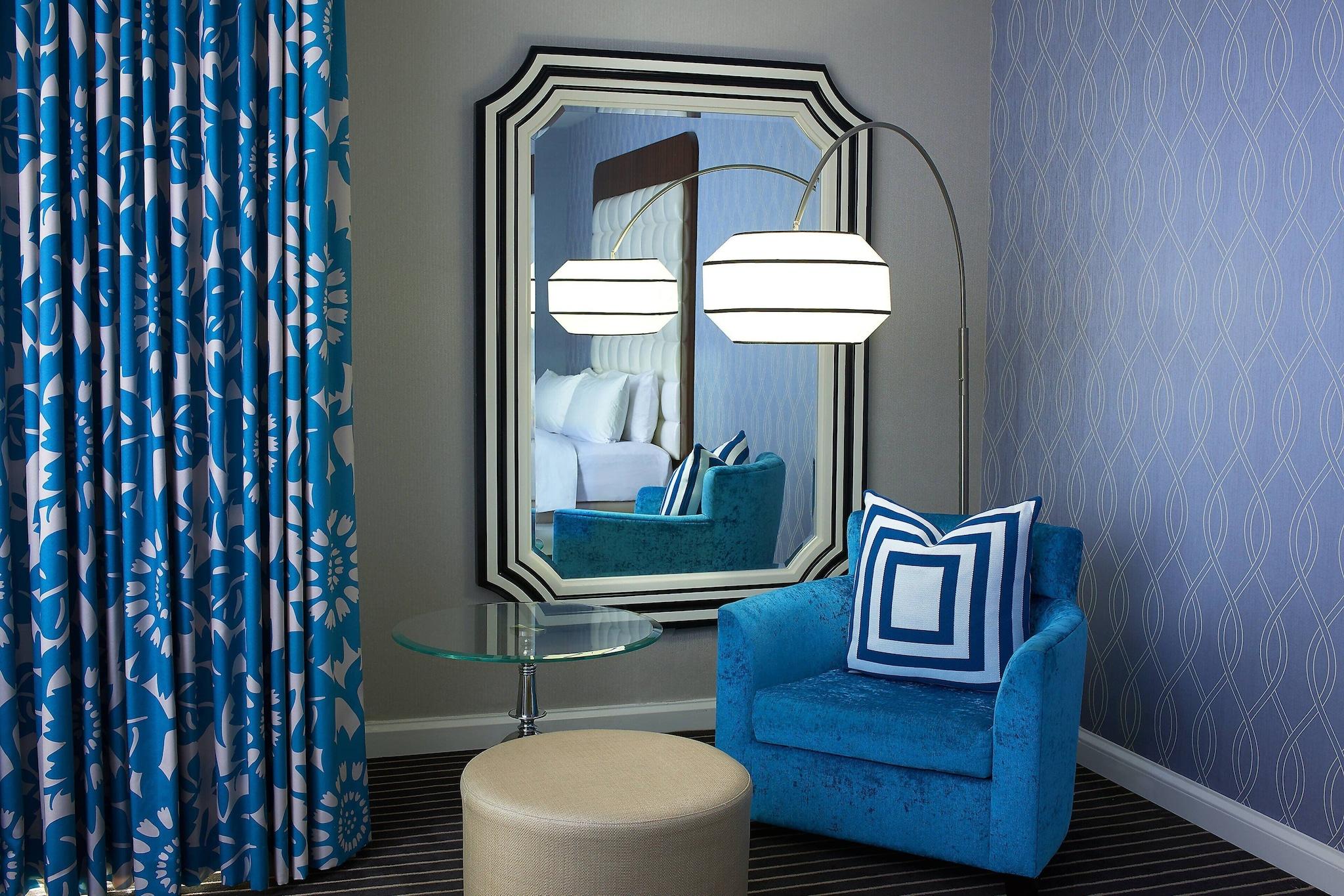 Double Classic Queen Bed