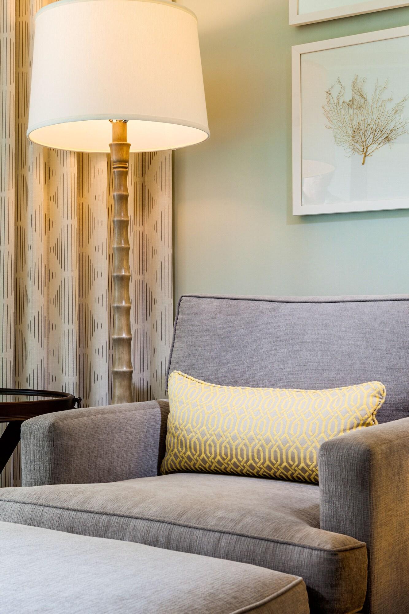 Double Accessible with Views