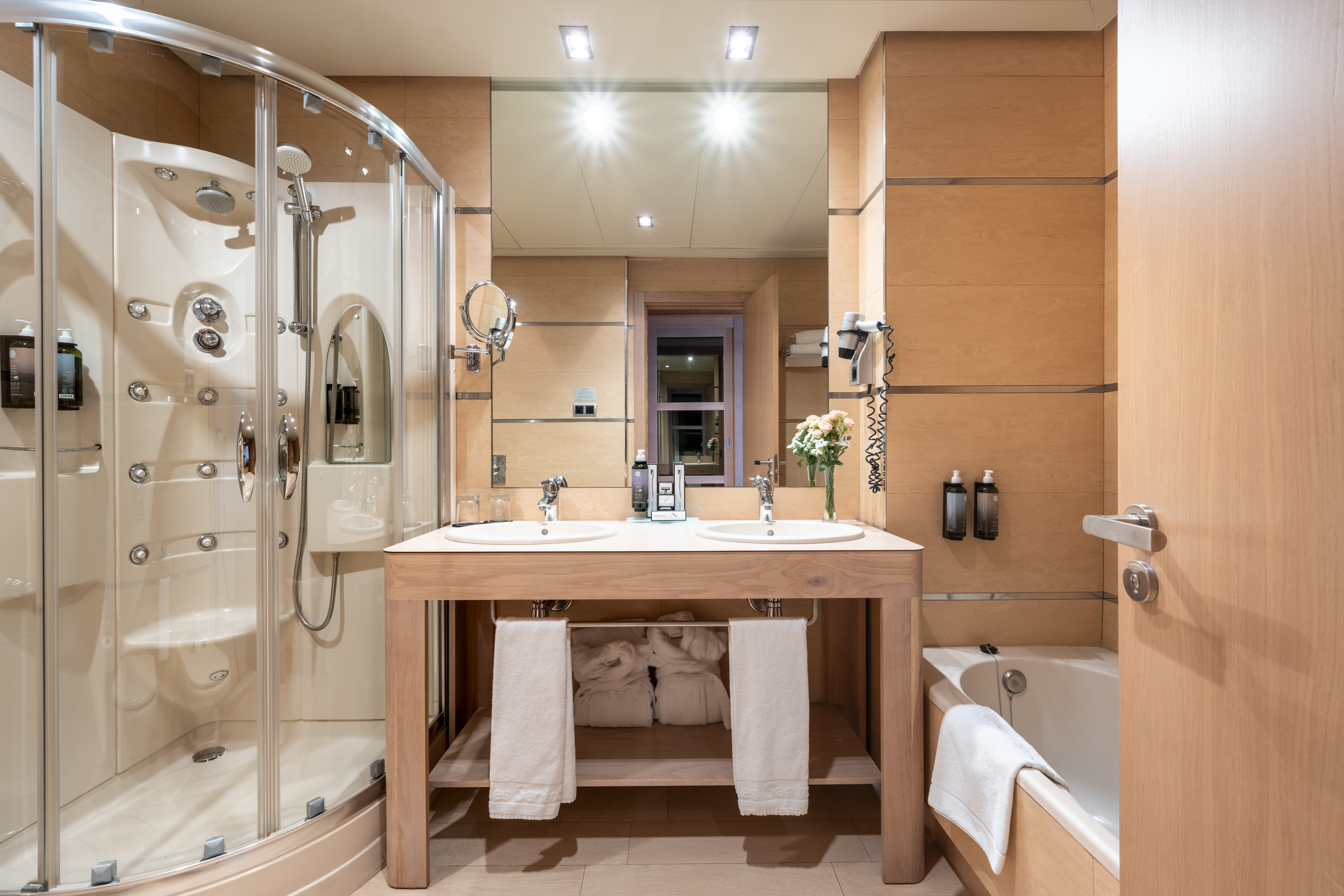 Double or Twin Superior