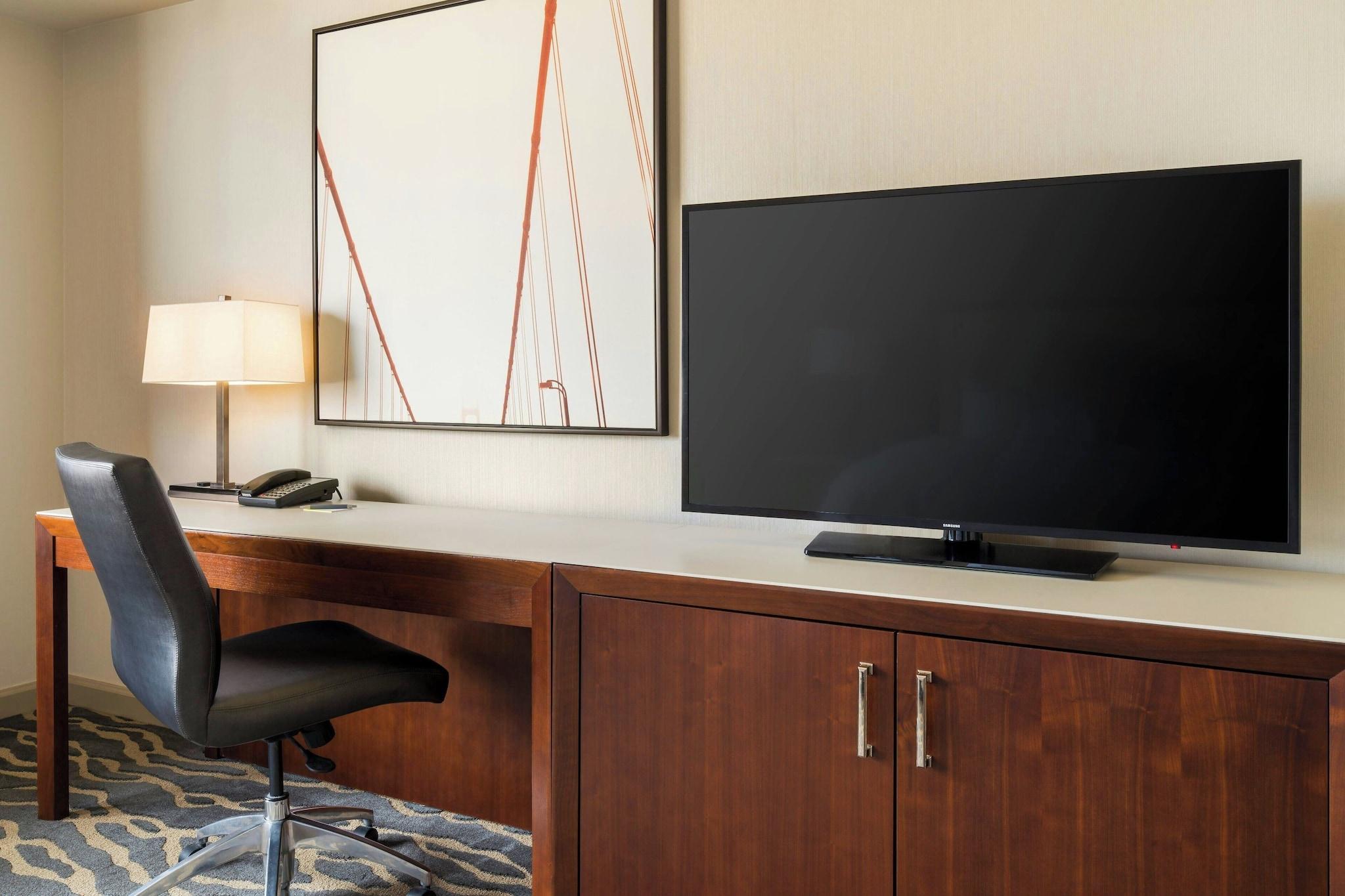 Room Deluxe Two Double Beds